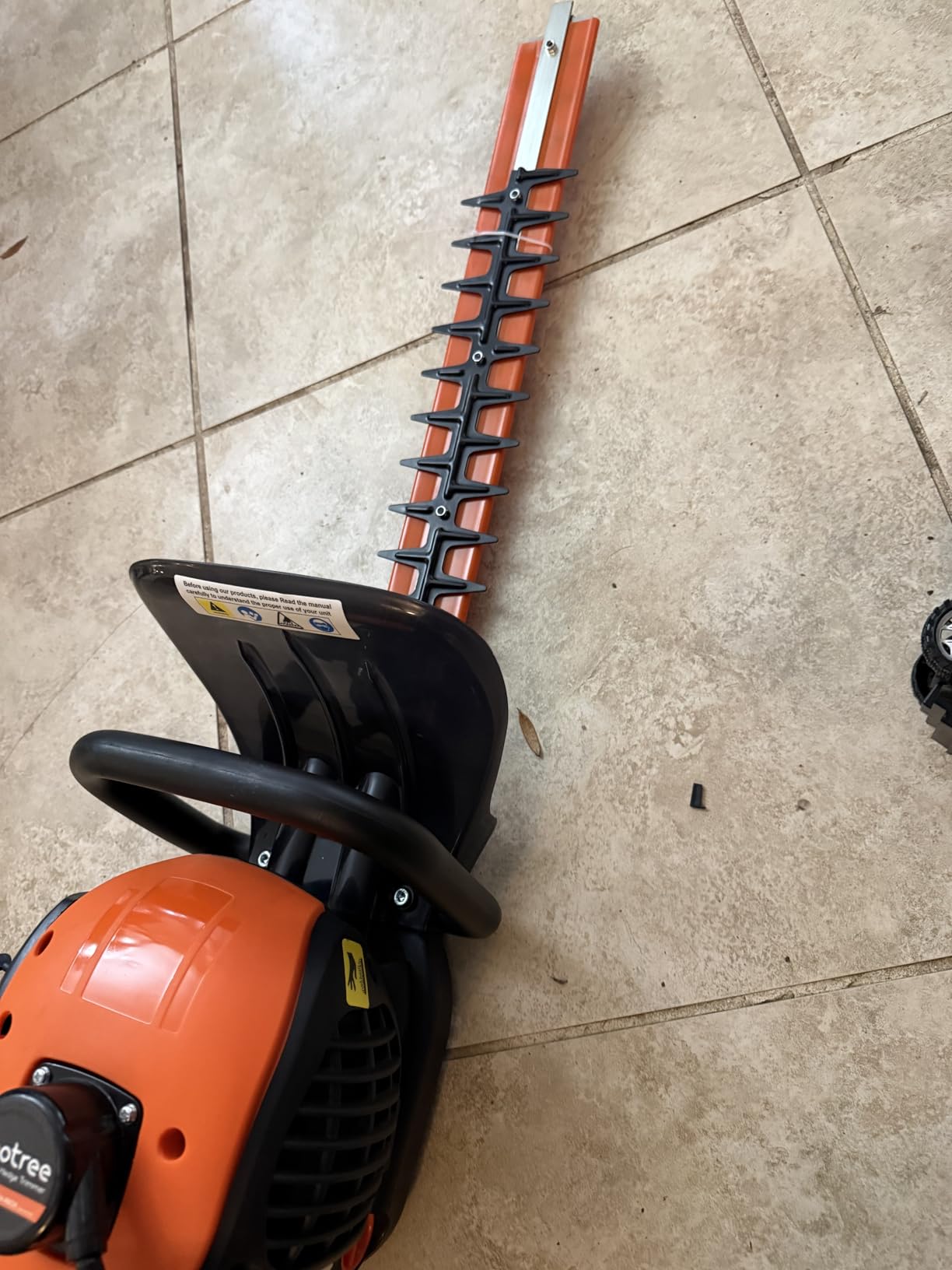 24-Inch 36cc 2 Cycle Gas Powered Dual Sided Hedge Trimmer customer photo 1