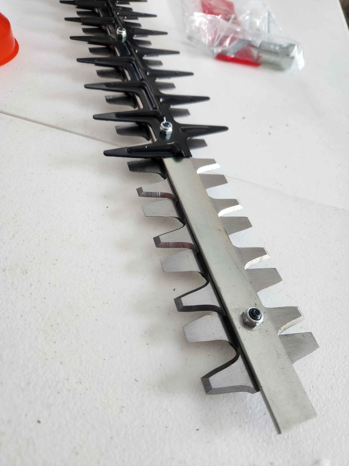 24-Inch 36cc 2 Cycle Gas Powered Dual Sided Hedge Trimmer customer photo 2