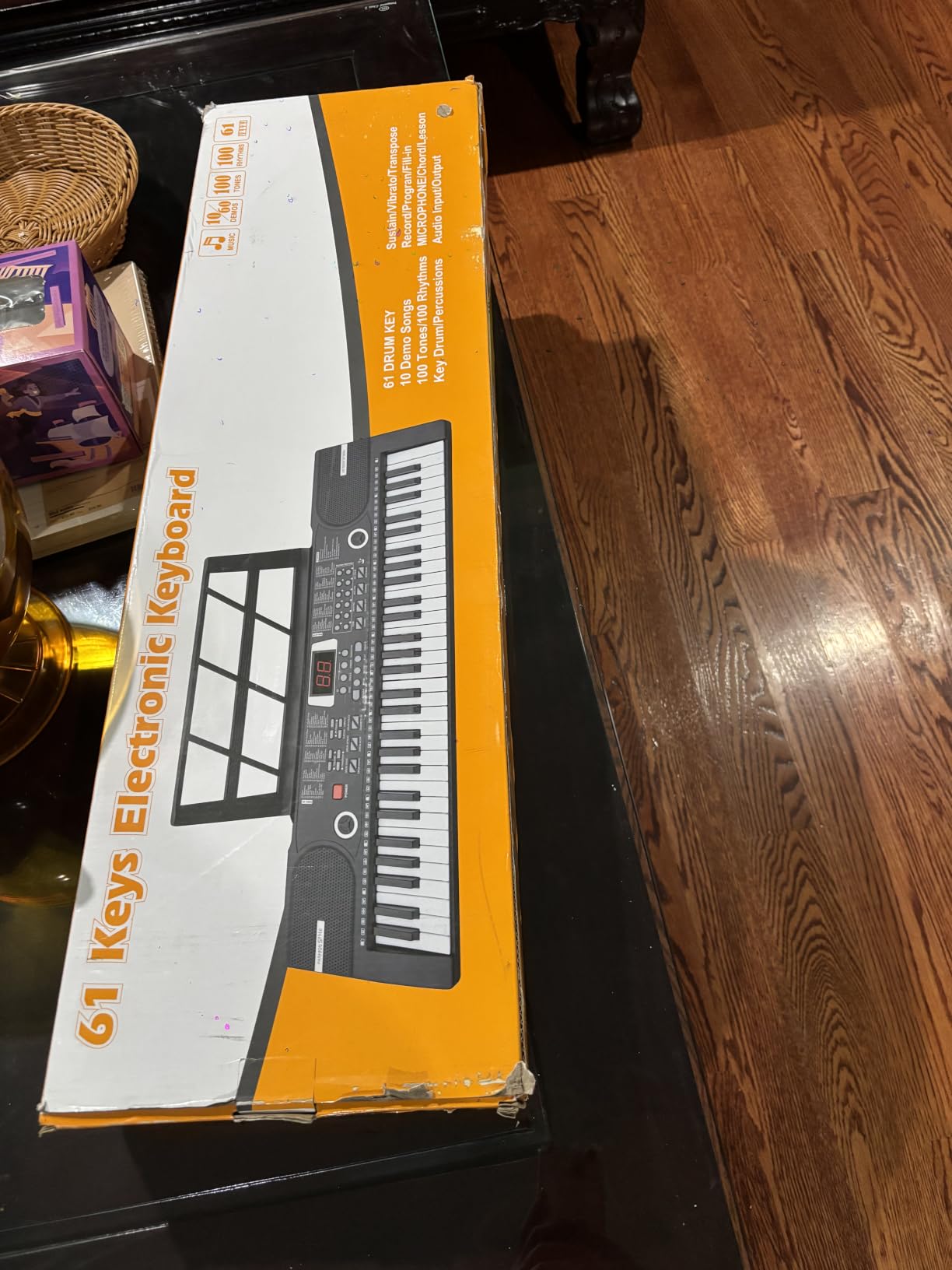 61 keys keyboard piano, Electronic Digital Piano with Built-In Speaker Microphone, Sheet Stand and Power Supply, Portable piano Keyboard Gift Teaching for Beginners customer photo 2