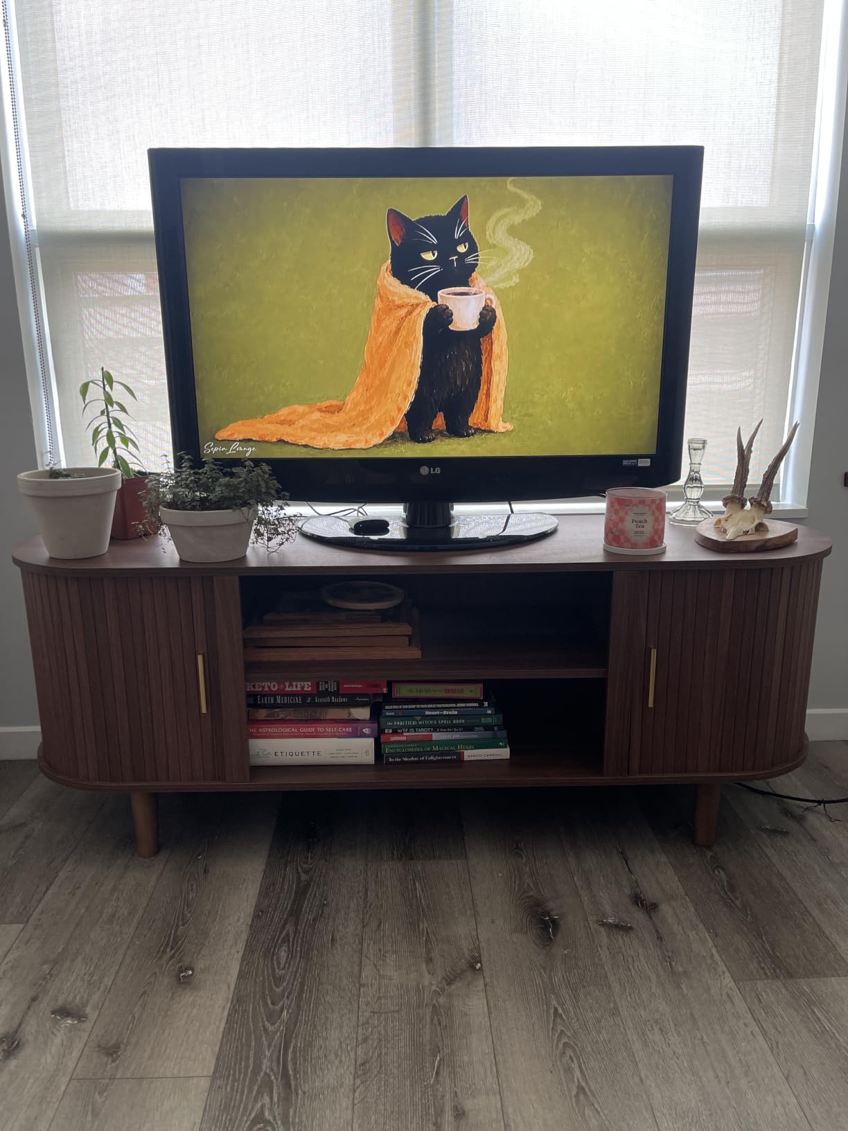 VASAGLE 58 Inch TV Stand, Mid Century Entertainment Center with Storage | Media Console Table for Living Room, TV table with Fluted Sliding Doors for 65'' TV, Walnut, MIRIANA Collection ULTV633K101 customer photo 1
