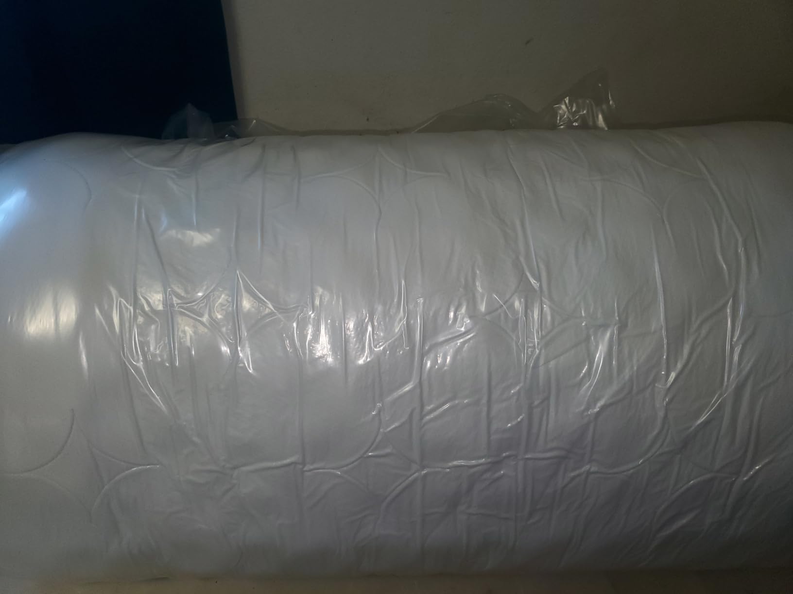 BedStory Firm King Mattress - 14 Inch Hybrid King Size Mattress with Low Motion Transfer and Orthopedic Lumbar Support - CertiPUR-US Certified Non-Toxic Materials customer photo 1
