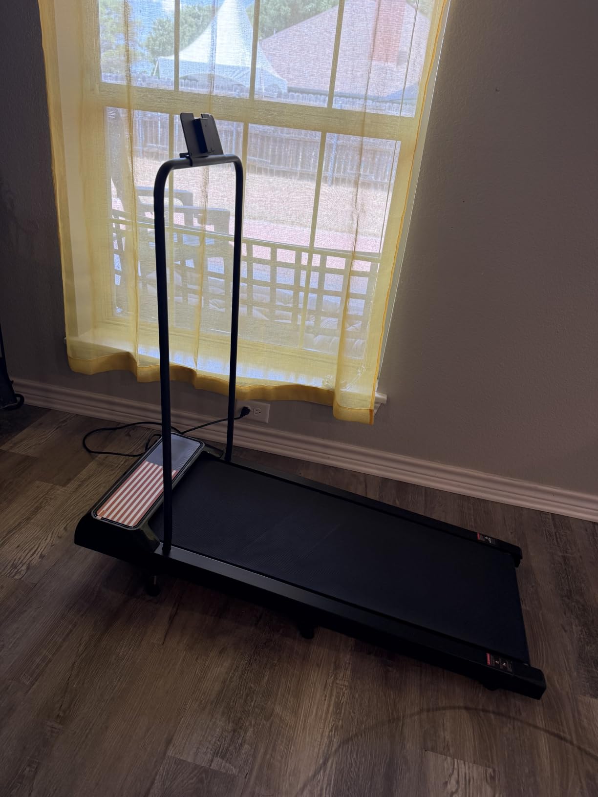 Walking Pad Treadmill with Handle Bar, 8% Incline Under Desk Treadmill | 2.5HP Quiet Motor, 265 lb Capacity, 0.6-4 MPH Speed, 15 x 35.4 in Belt, Compact for Home Office and Small Spaces customer photo 2