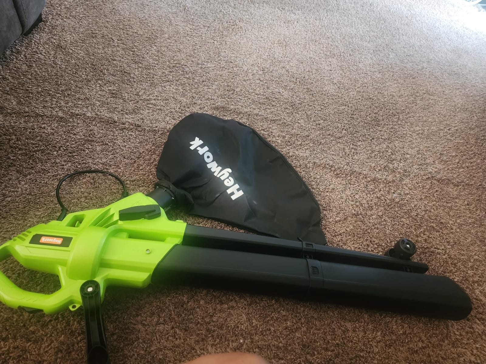 3-in-1 Leaf Vacuum Mulcher, 450 CFM Corded Blower | Delivering 158 MPH, this orange tool with a 40L bag easily blows, vacuums, and mulches leaves for fast lawn & yard cleanup. customer photo 2