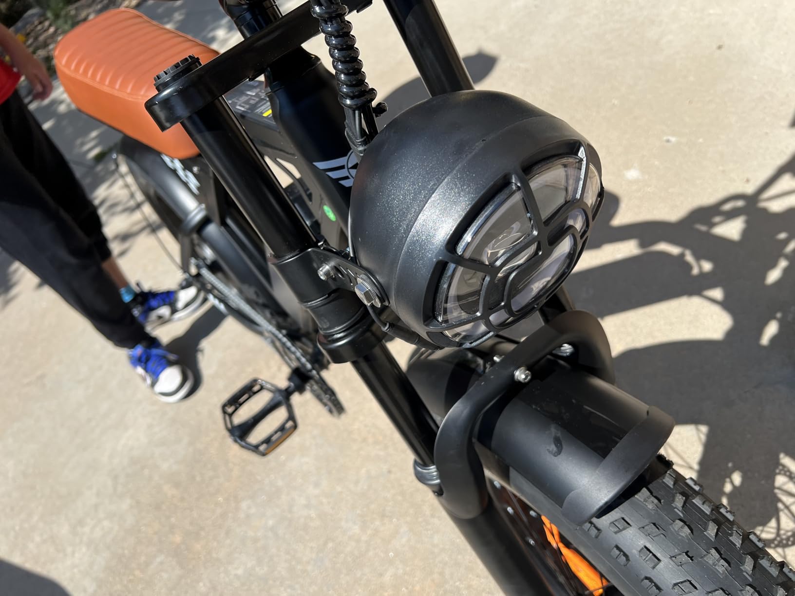Electric Dirt Bike for Adults, 6000W Peak Mid-Drive Motor | 60V 27Ah, 380N·m Torque, Unibody Steel Frame, Removable Battery, Gyro Stability Control, 45° Climbing customer photo 2
