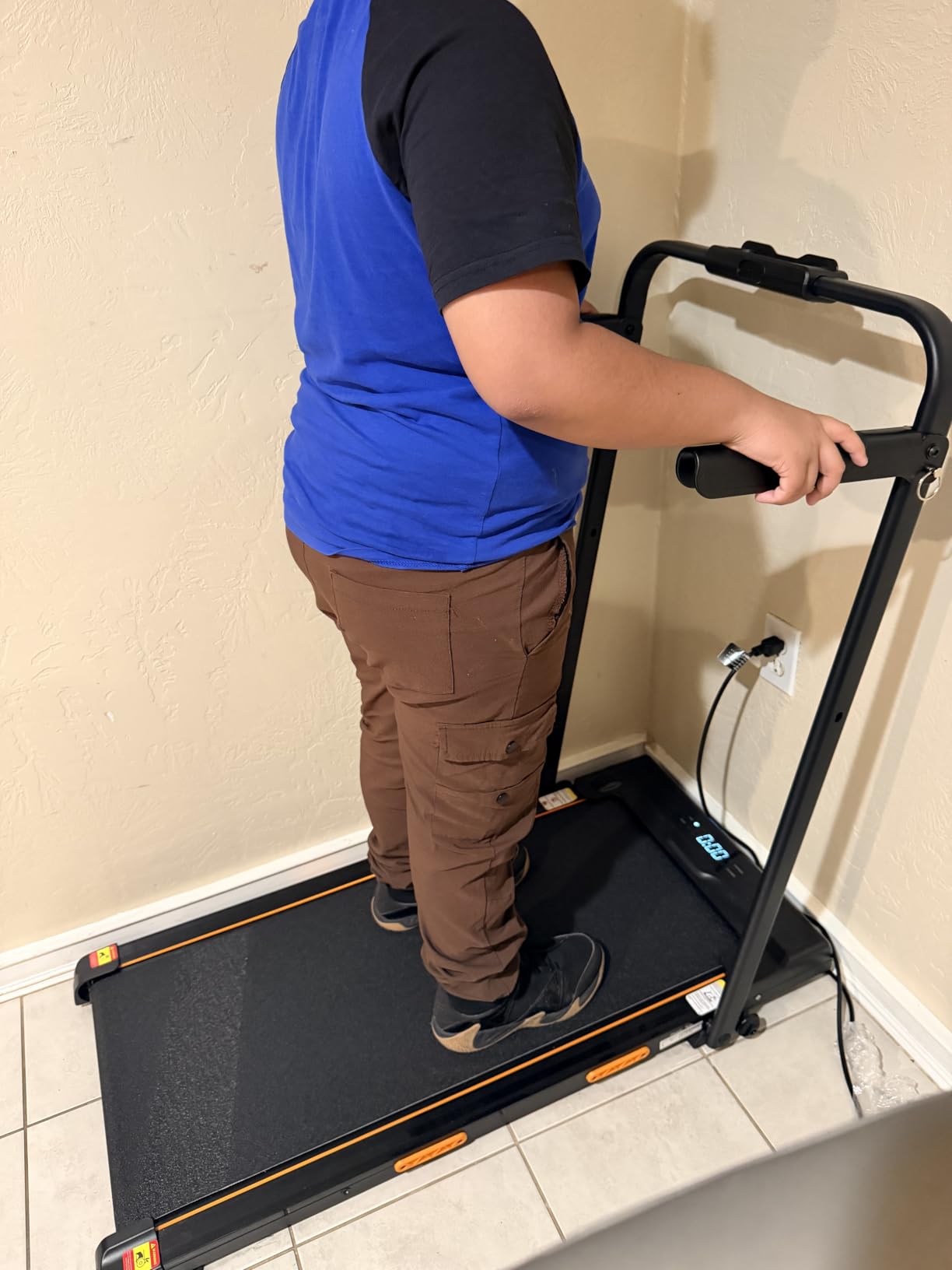 16% Incline Treadmills for Home, Foldable Treadmill with Incline | Portable Treadmill with Handle, Quiet Walking Pad Treadmill, 400 LBS Capacity, Three Screen customer photo 2