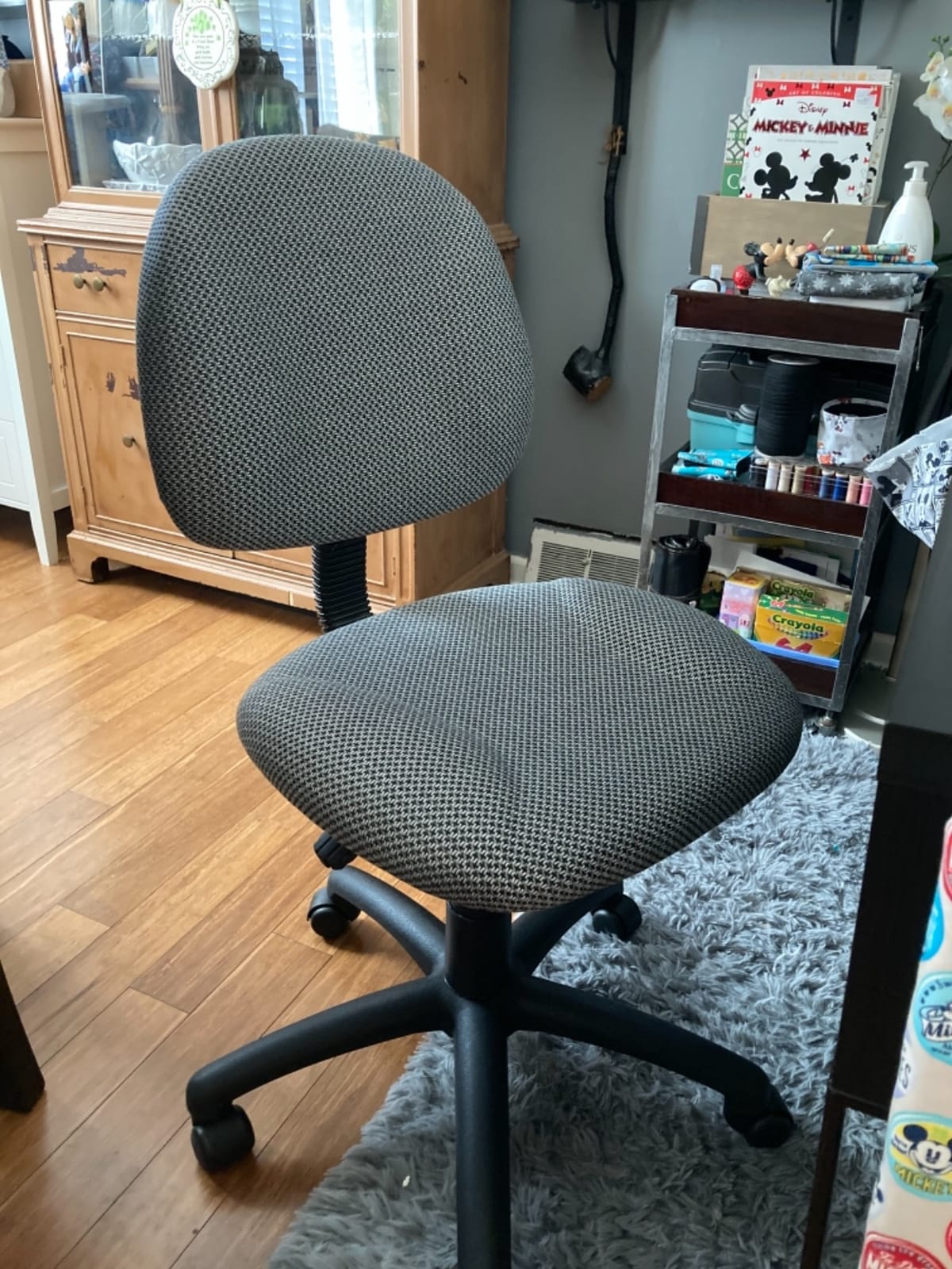 Boss Office Products B315-BE Perfect Posture Delux Fabric Task Chair Without Arms in Blue, 250 customer photo 2