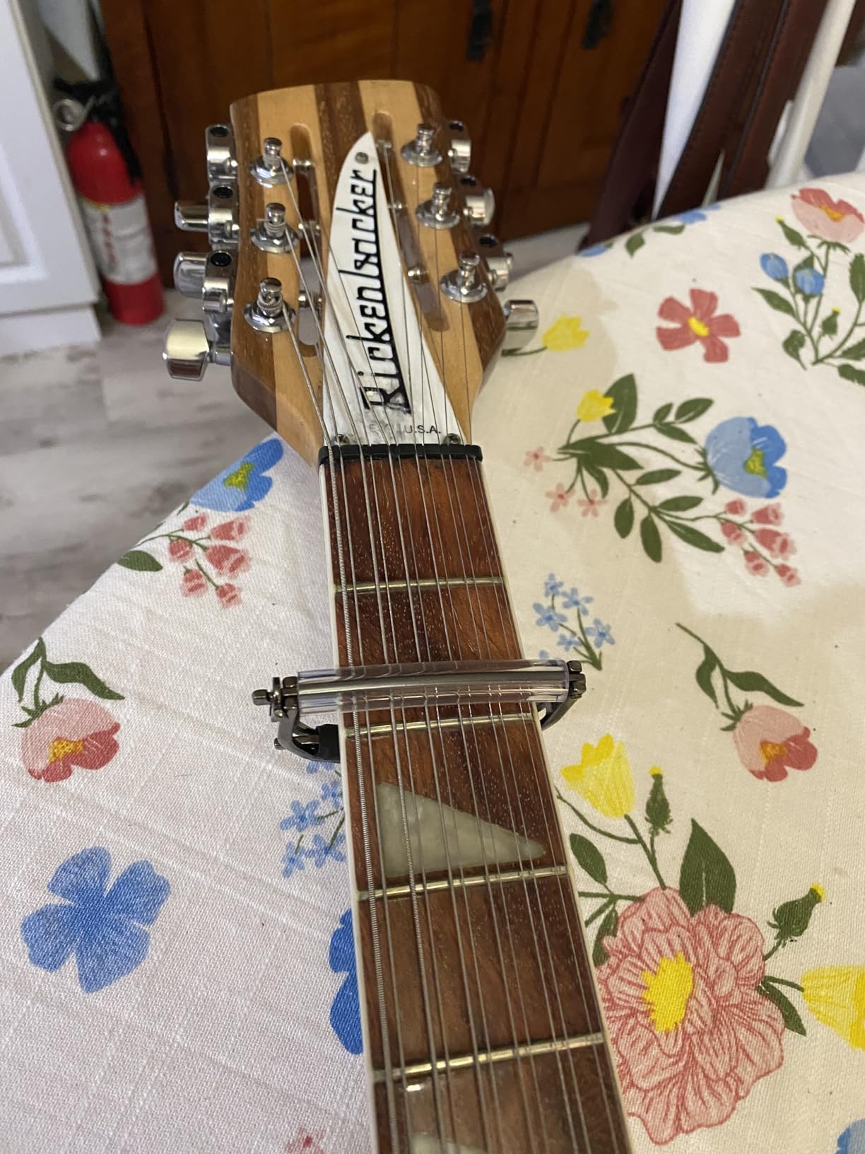 Paige 12-String Acoustic Guitar Capo, Smokey Black Finish customer photo 1