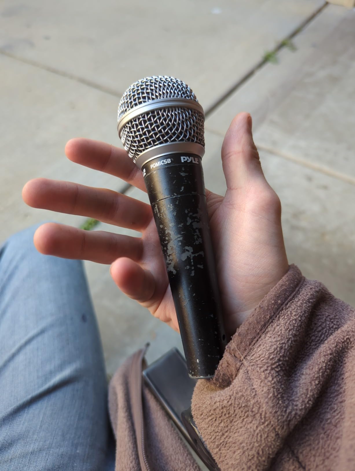 Pyle Microphone, Dynamic Cardioid, XLR Cable Included, Unidirectional, Rugged Construction, Built-in Pop Filter, Perfect for Stage & Studio, High Gain, Ultra-Wide Frequency Response, 15ft Cable customer photo 2