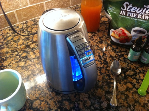 Cuisinart Electric Kettle, 1500W, 6 Temperature Presets, 1.7L, CPK-17P1 customer photo 2