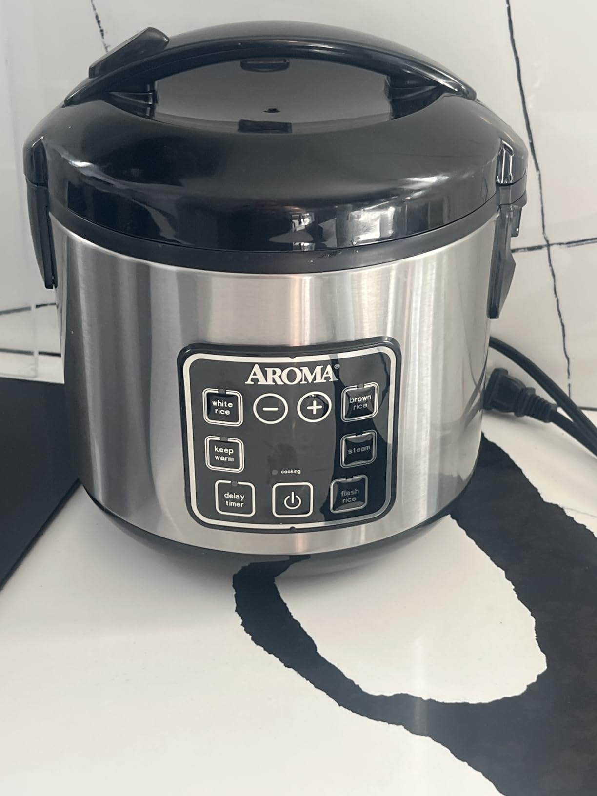AROMA Digital Rice Cooker, 4-Cup (Uncooked) / 8-Cup (Cooked), Steamer, Grain Cooker, Multicooker, 2 Qt, Stainless Steel Exterior, ARC-914SBD customer photo 2