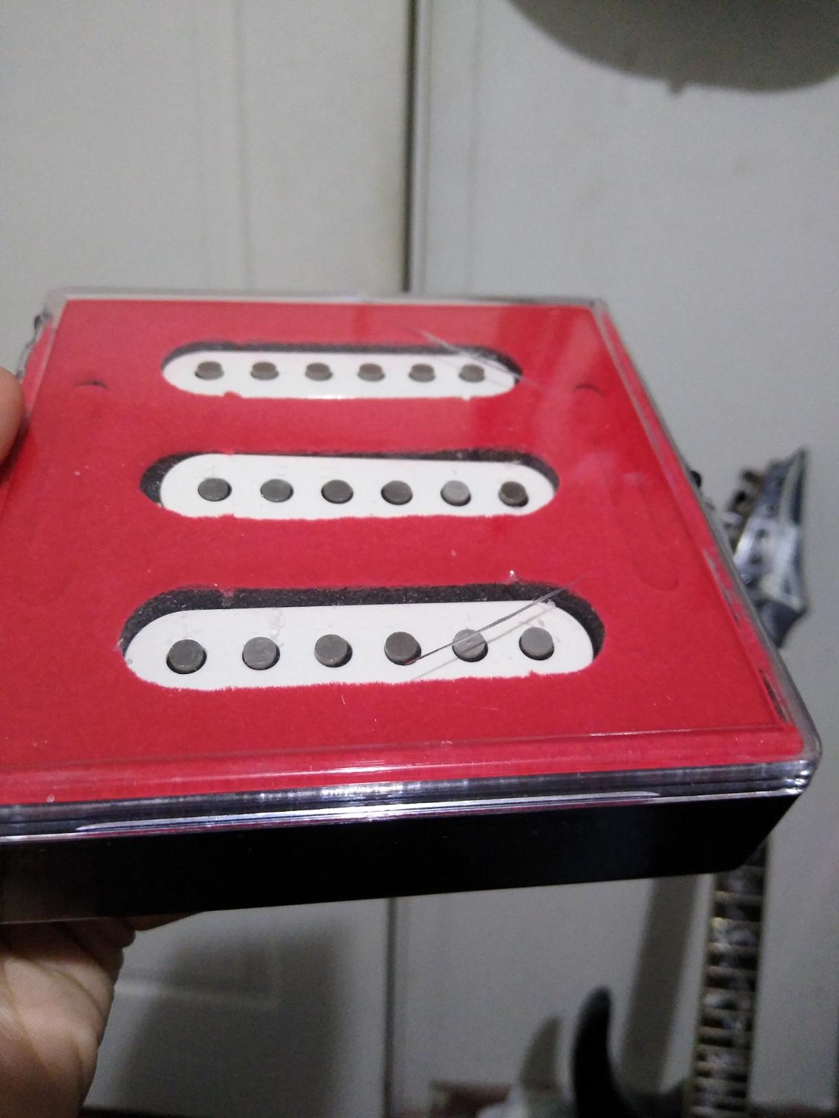 Fender Deluxe Drive Stratocaster Pickups customer photo 2