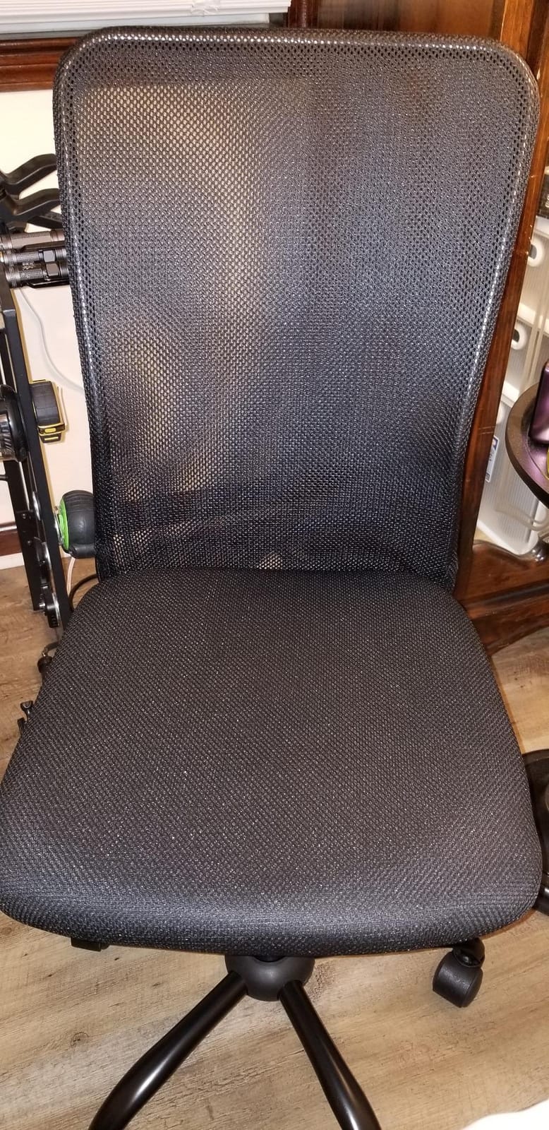 BestOffice | Armless Office Chair | Black | with Lumbar Support customer photo 2