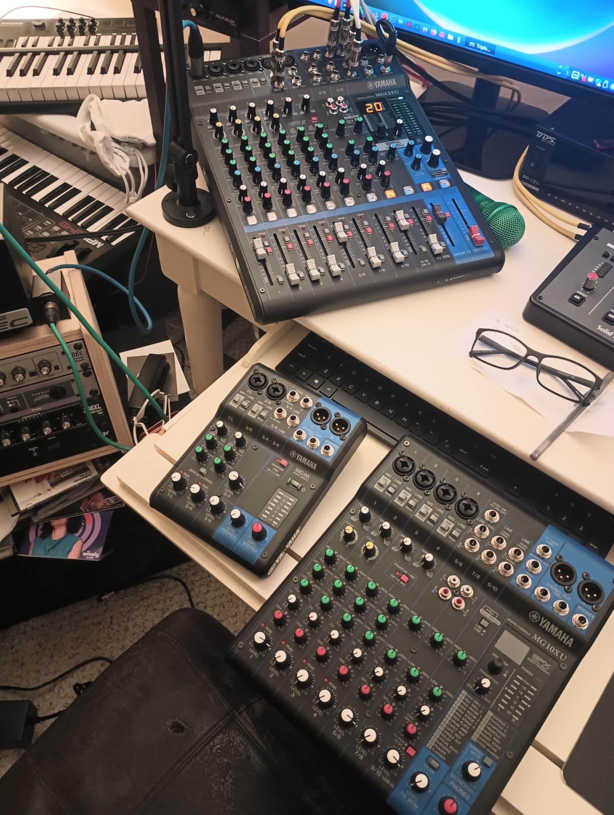 Yamaha MG10 10-Input Stereo Mixer, XLR Connectivity, Black | 10-input stereo mixer with D-PRE preamps and 3-band EQ for live performances, lectures and professional recordings customer photo 2