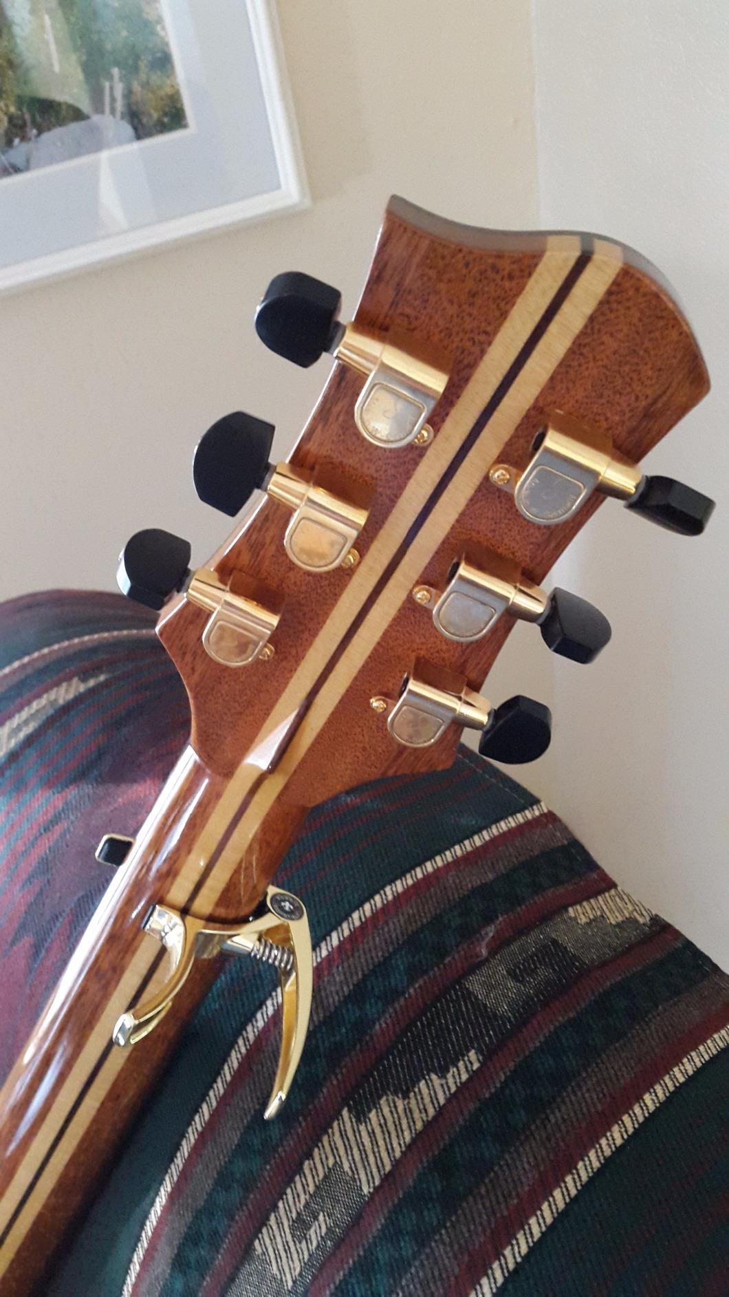 Guitar Capo for Acoustic Guitar, Ukulele, Banjo & Bass customer photo 1