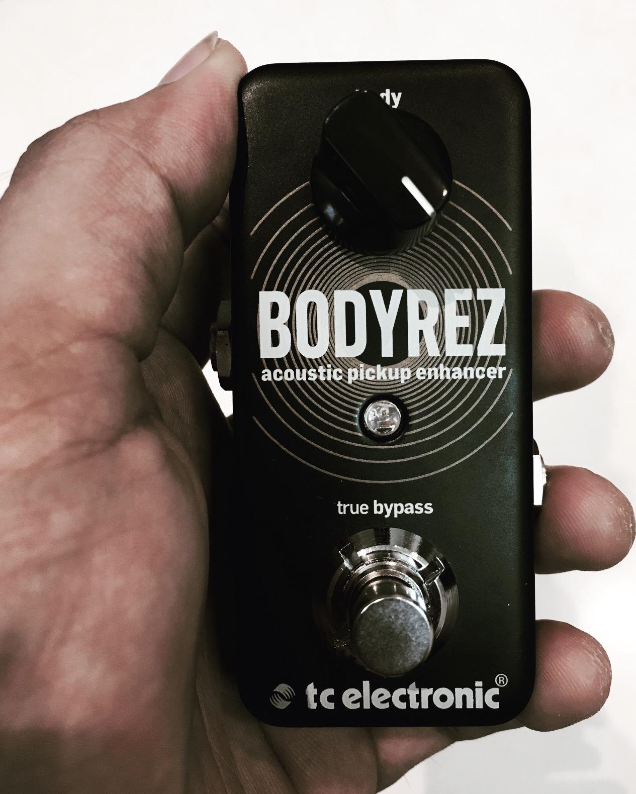 TC Electronic BODYREZ ACOUSTIC PICKUP ENHANCER Ultra-Compact Acoustic Guitar Pedal for Acoustic Pickup Enhancement with Studio-Quality Tone and Feedback Suppression customer photo 2