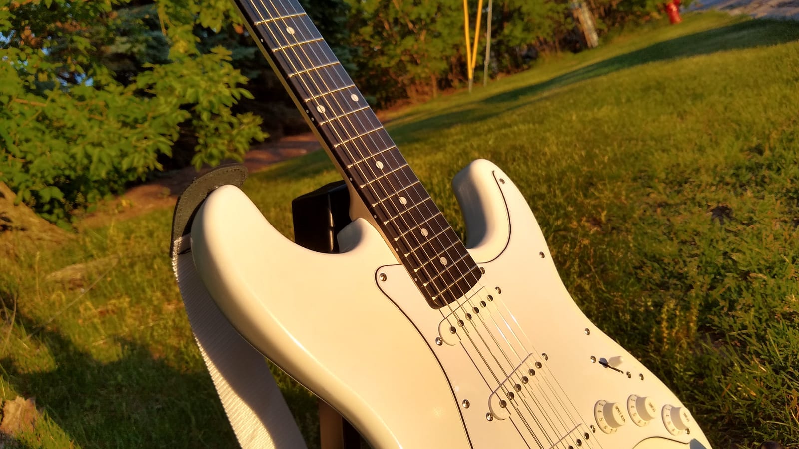 DIY Electric Guitar Kits, okoume Body maple neck & composite ebony fingerboard customer photo 1