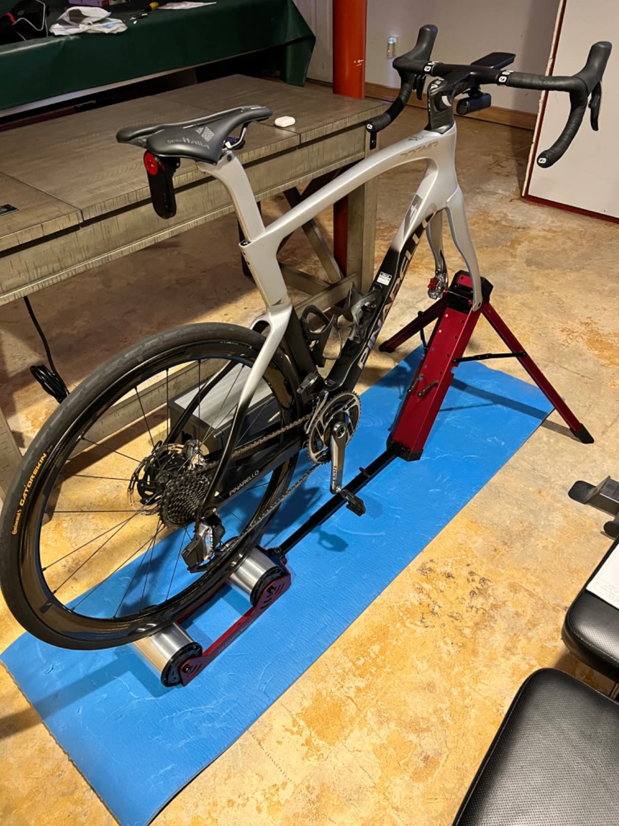 FEEDBACK SPORTS | Omnium Lightweight and Portable Bike Trainer | for 16” to 29” Wheels | Travel Bag Included customer photo 2