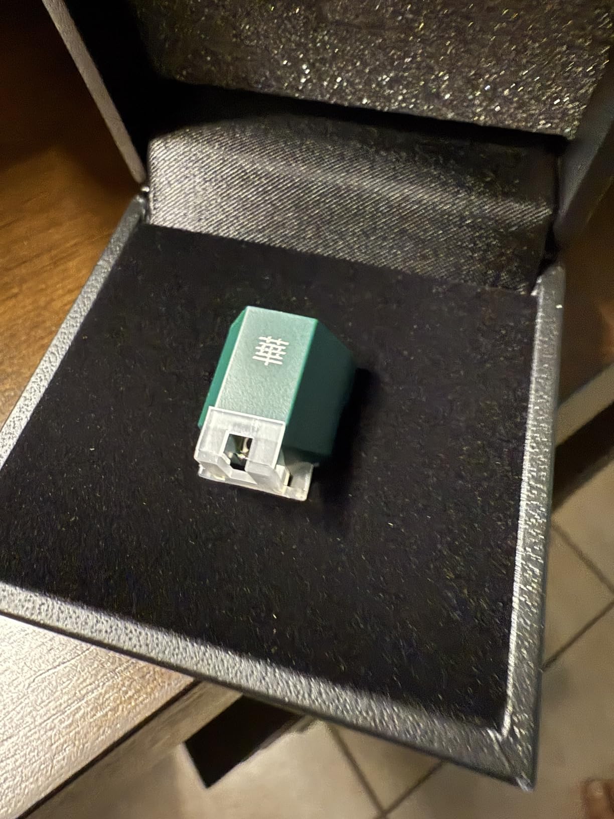 Hana EH High-Output Hi-Performance MC Cartridge with Elliptical stylus - MADE IN JAPAN customer photo 1