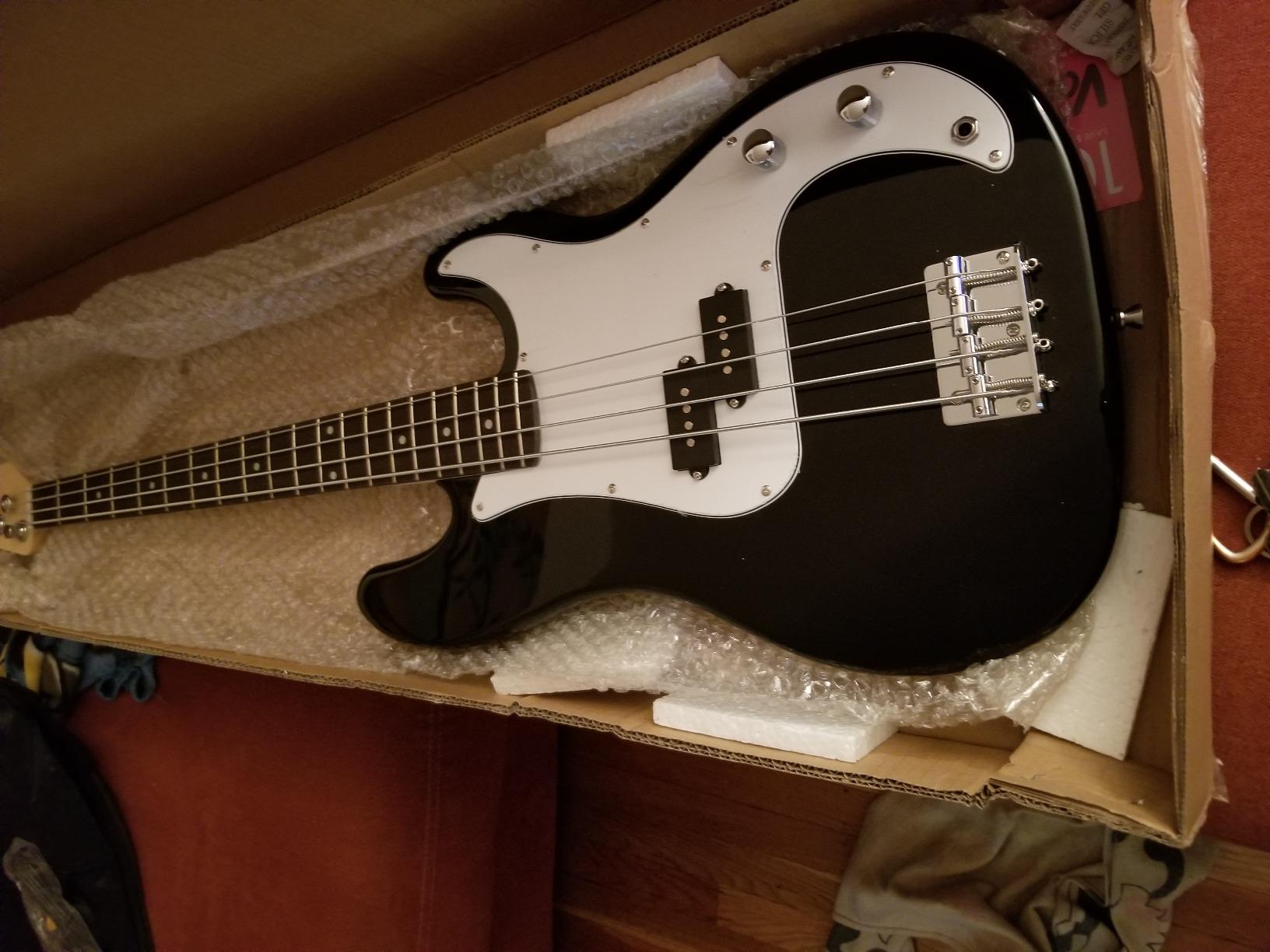 Goplus Electric Bass Guitar, Full Size 4 string with Strap Guiter Kit/w Carrying Bag, 2 Pickup, Perfect Bass for Beginners (Blue Bass 4 Straps) customer photo 1