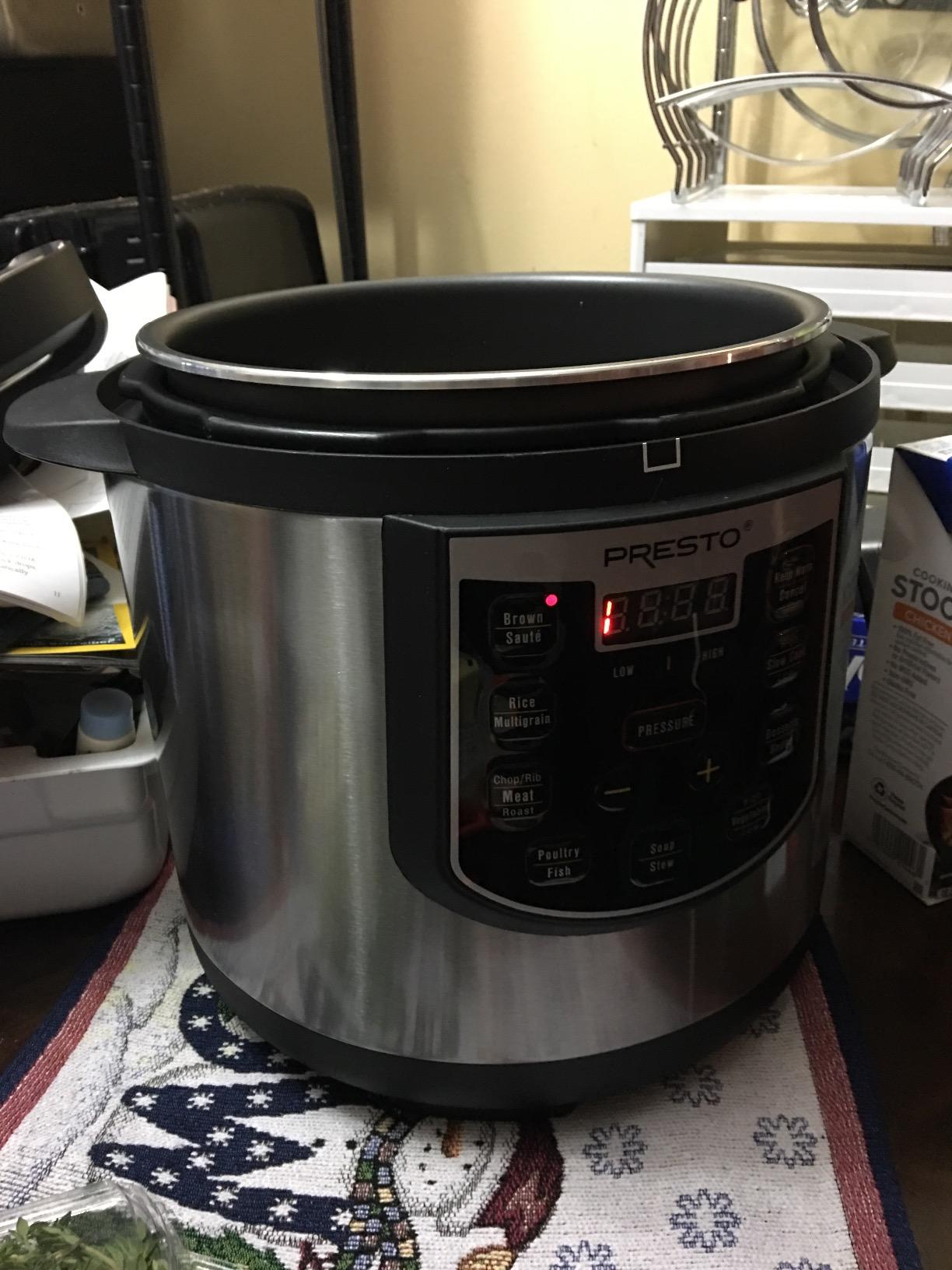 Presto 02141 6-Quart Electric Pressure Cooker customer photo 2