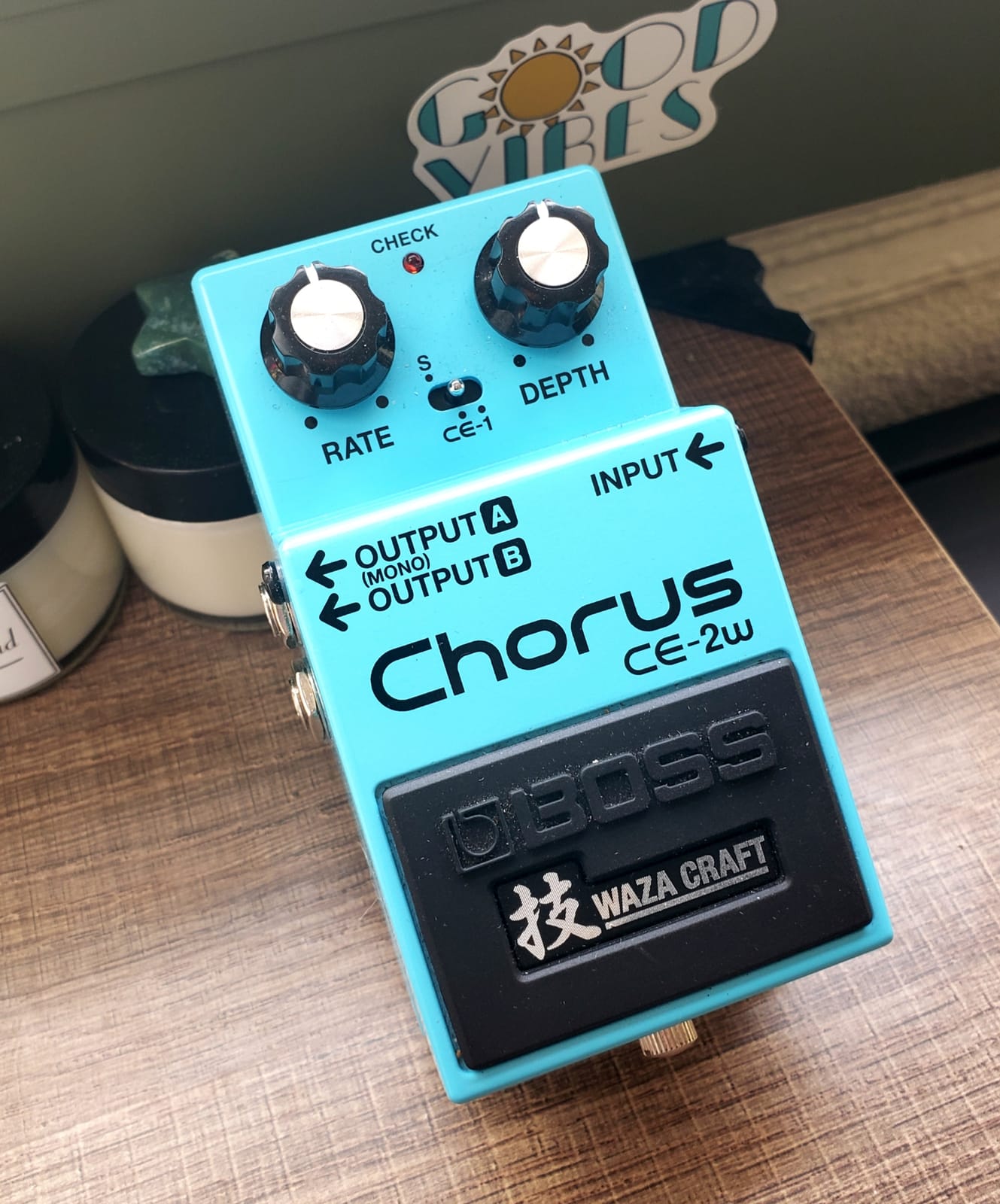BOSS CE-2W Chorus Premium Waza Craft Guitar Effect Pedal with Analog Circuitry customer photo 2