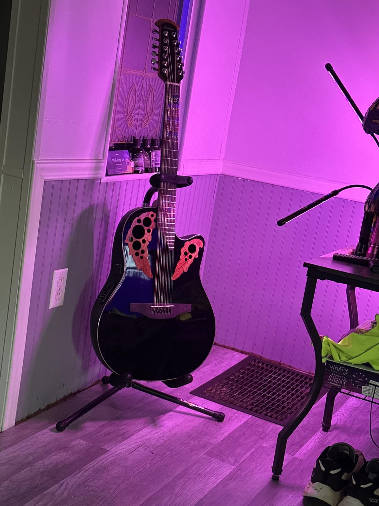 Ovation Celebrity Collection 12-String Acoustic-Electric Guitar, Right, Black, Mid Depth Body (CE4412-5) customer photo 2