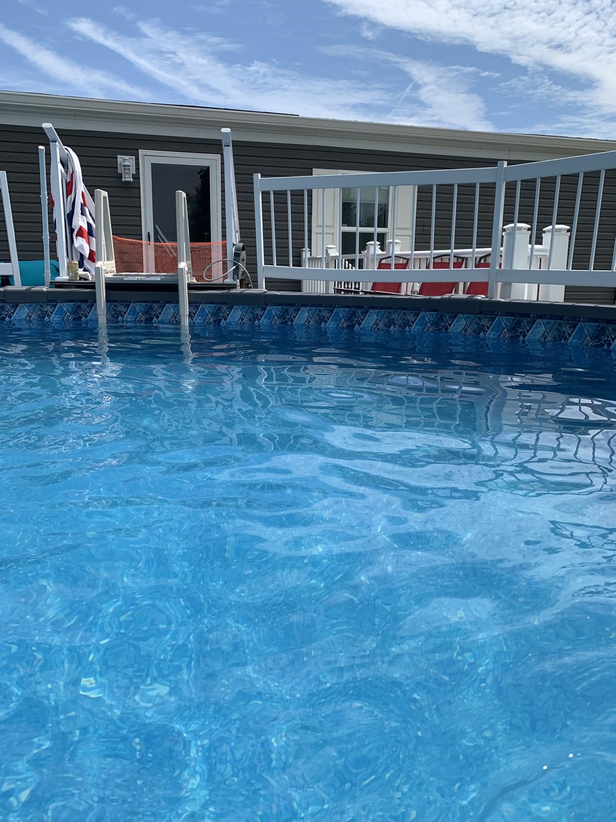 Confer Plastics 635-52X Sturdy Above Ground in-Pool Swimming Pool Ladder for Decks Adjustable from 46
