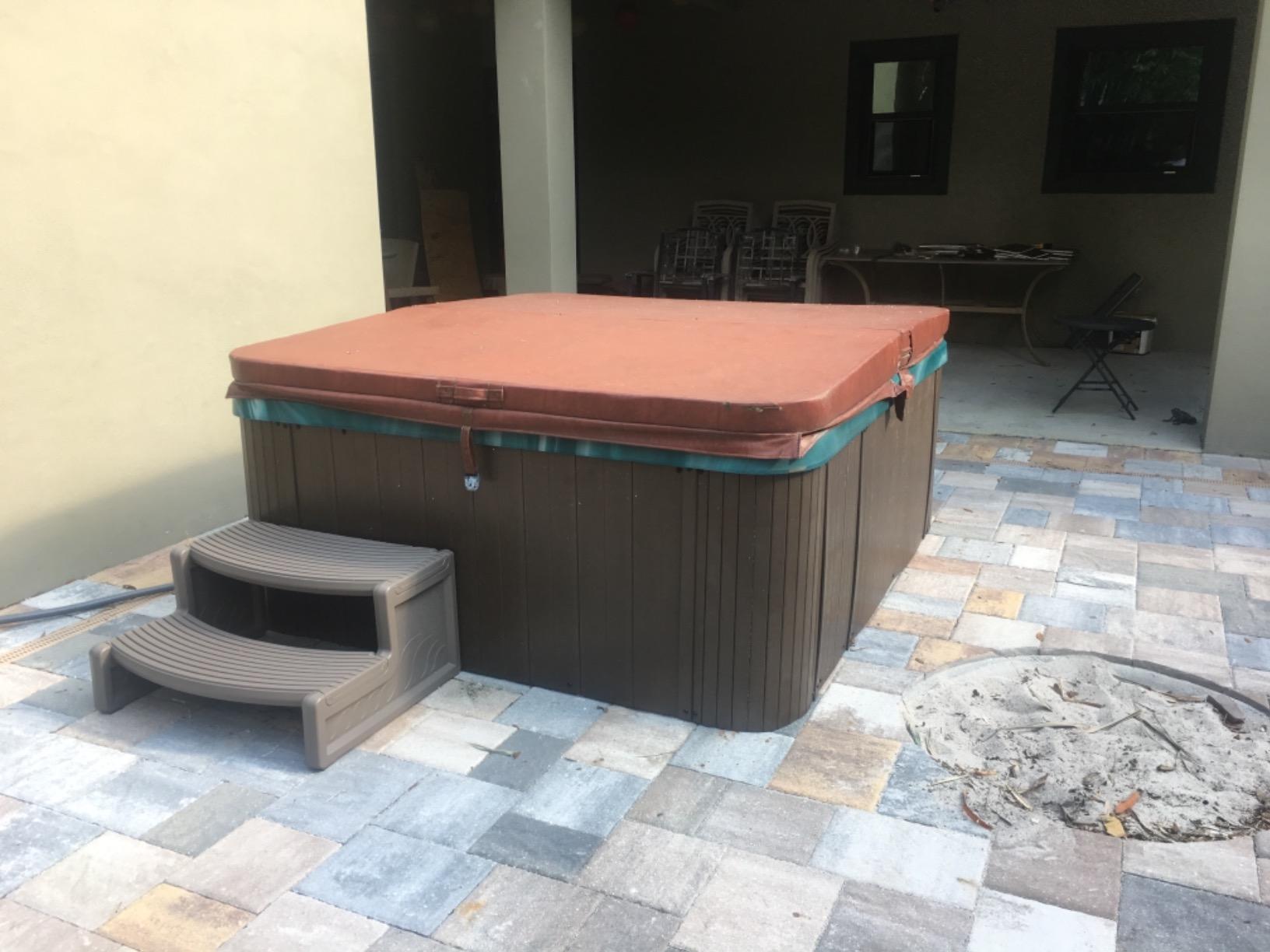 Confer Plastics Resin Multi Purpose Outdoor Non Slip Portable Spa and Hot Tub Handi-Step Deck Patio Steps Accessories, Deep Grey customer photo 2