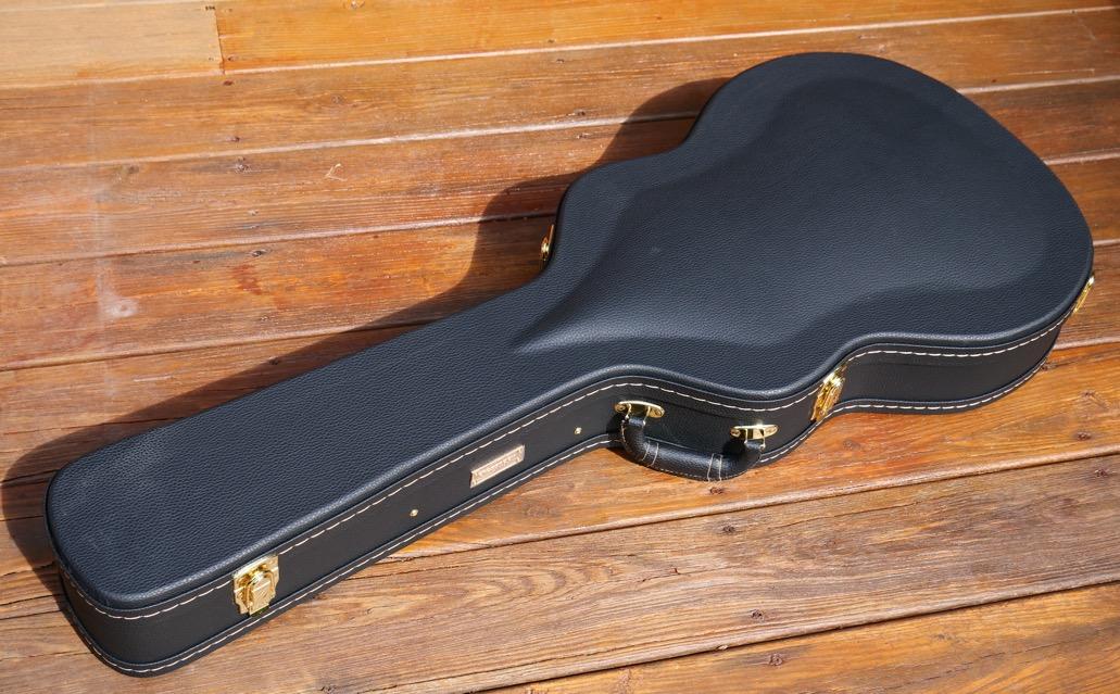 Crossrock Hardshell Arch Top Wood Case fits Les Paul Electric Guitars-Black(CRW600LBK) customer photo 1
