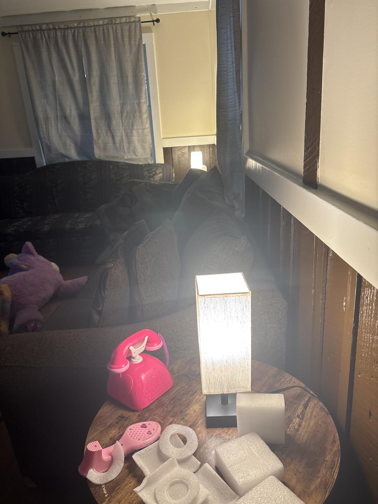 aooshine Small Bedside Table Lamp for Bedroom - Square Cream Fabric Shade customer photo 2