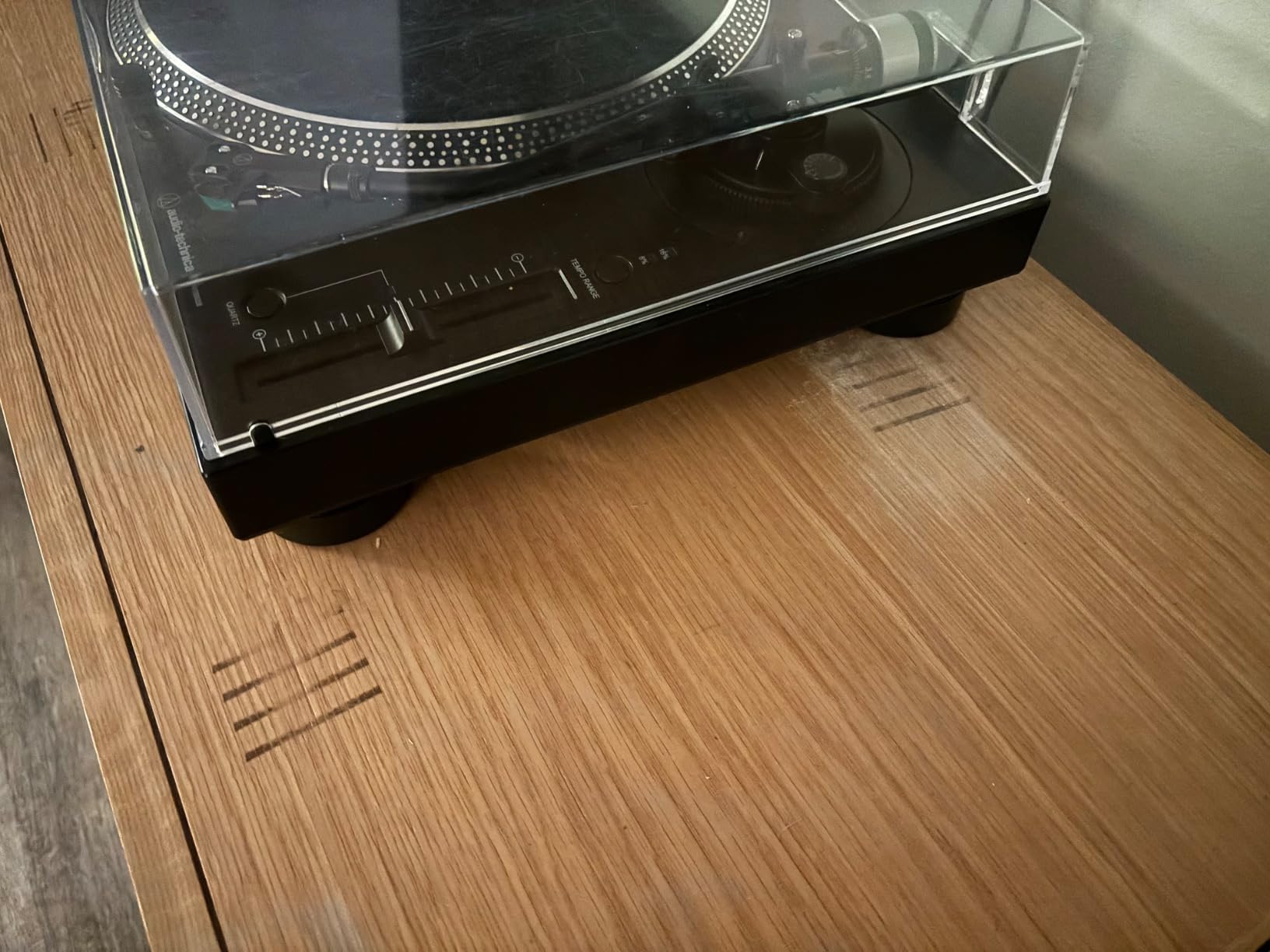 Sound Isolation Pads. Cork Pads for Turntables to Reduce Vibration & Skipping (1