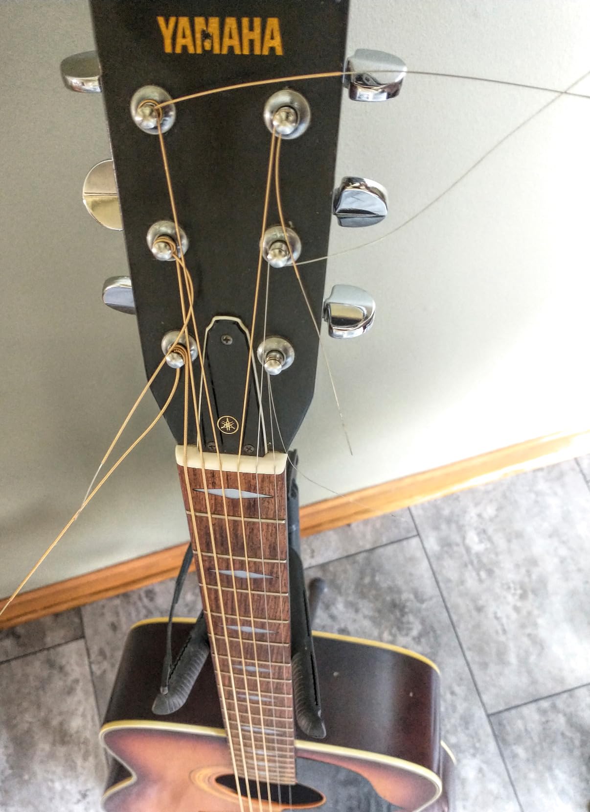 BELFORT Acoustic Guitar Strings – Phosphor Bronze 6-String Set customer photo 1