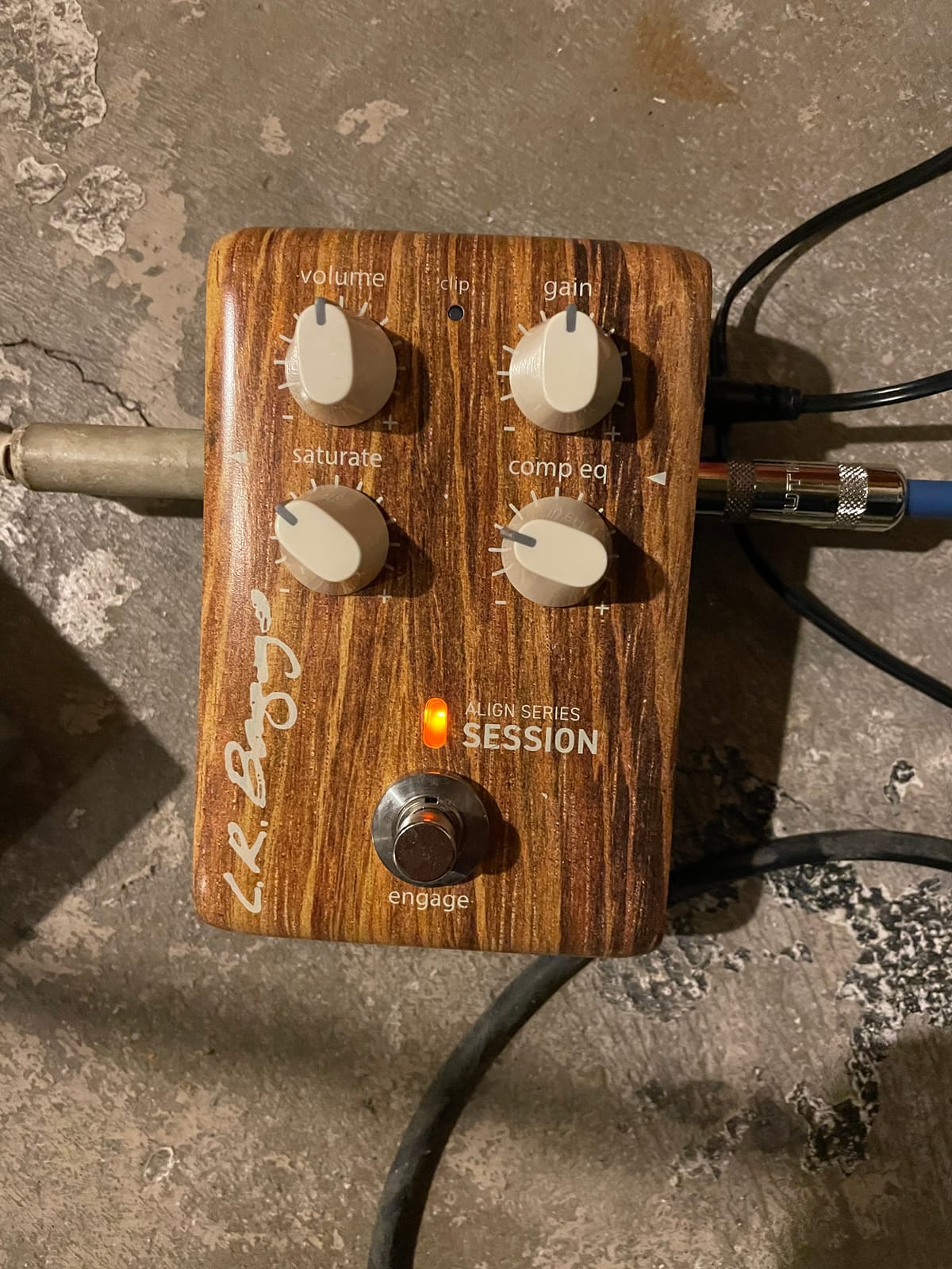 L.R. Baggs Align Session Acoustic Guitar Effects Pedal customer photo 1