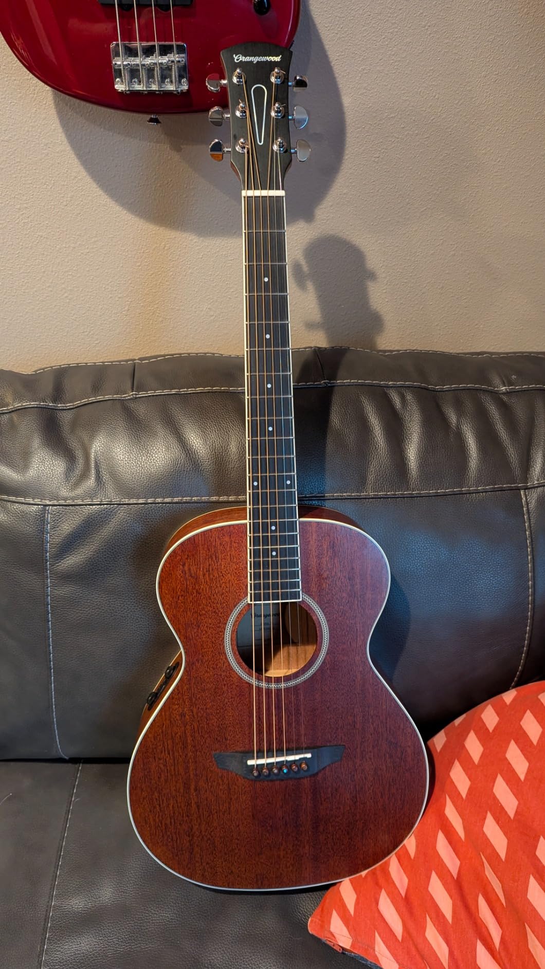 Orangewood 6 String Acoustic Guitar, Right, Mahogany (OW-DANA-M) customer photo 1