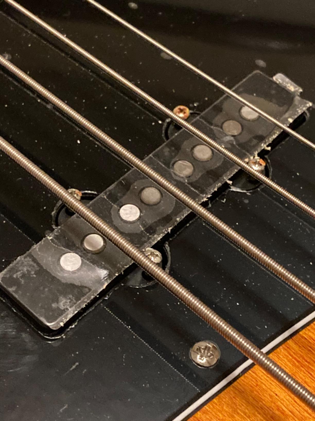 Squier Classic Vibe 70s Jazz Bass, 3-Color Sunburst, Maple Fingerboard customer photo 2