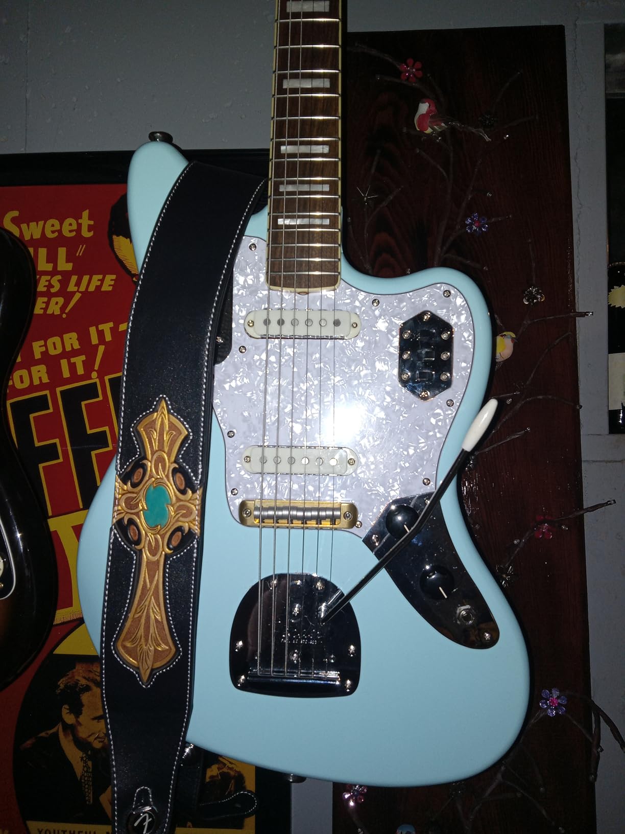 Squier Classic Vibe 70s Jaguar Electric Guitar, with 2-Year Warranty, Surf Green, Laurel Fingerboard customer photo 2