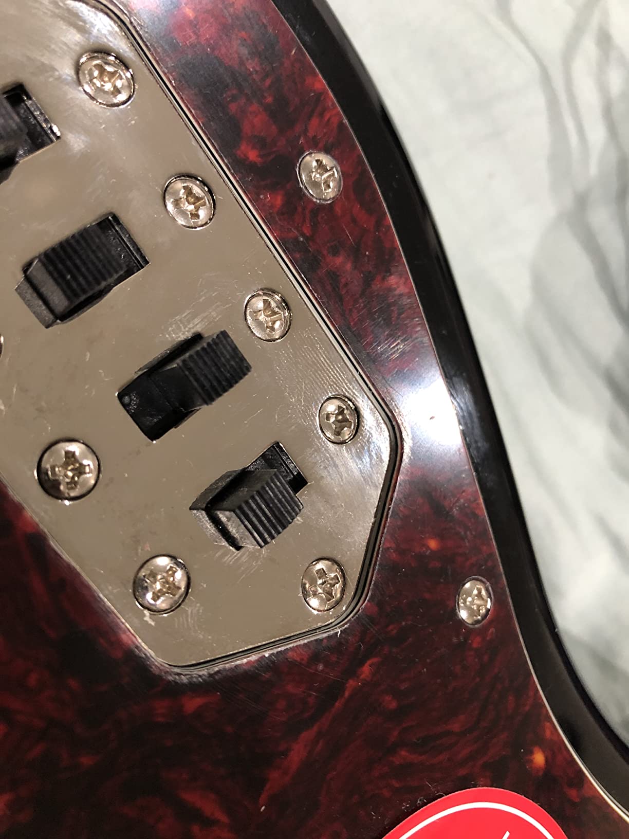 Squier Classic Vibe 6-String Bass VI, 3-Color Sunburst, Laurel Fingerboard customer photo 1