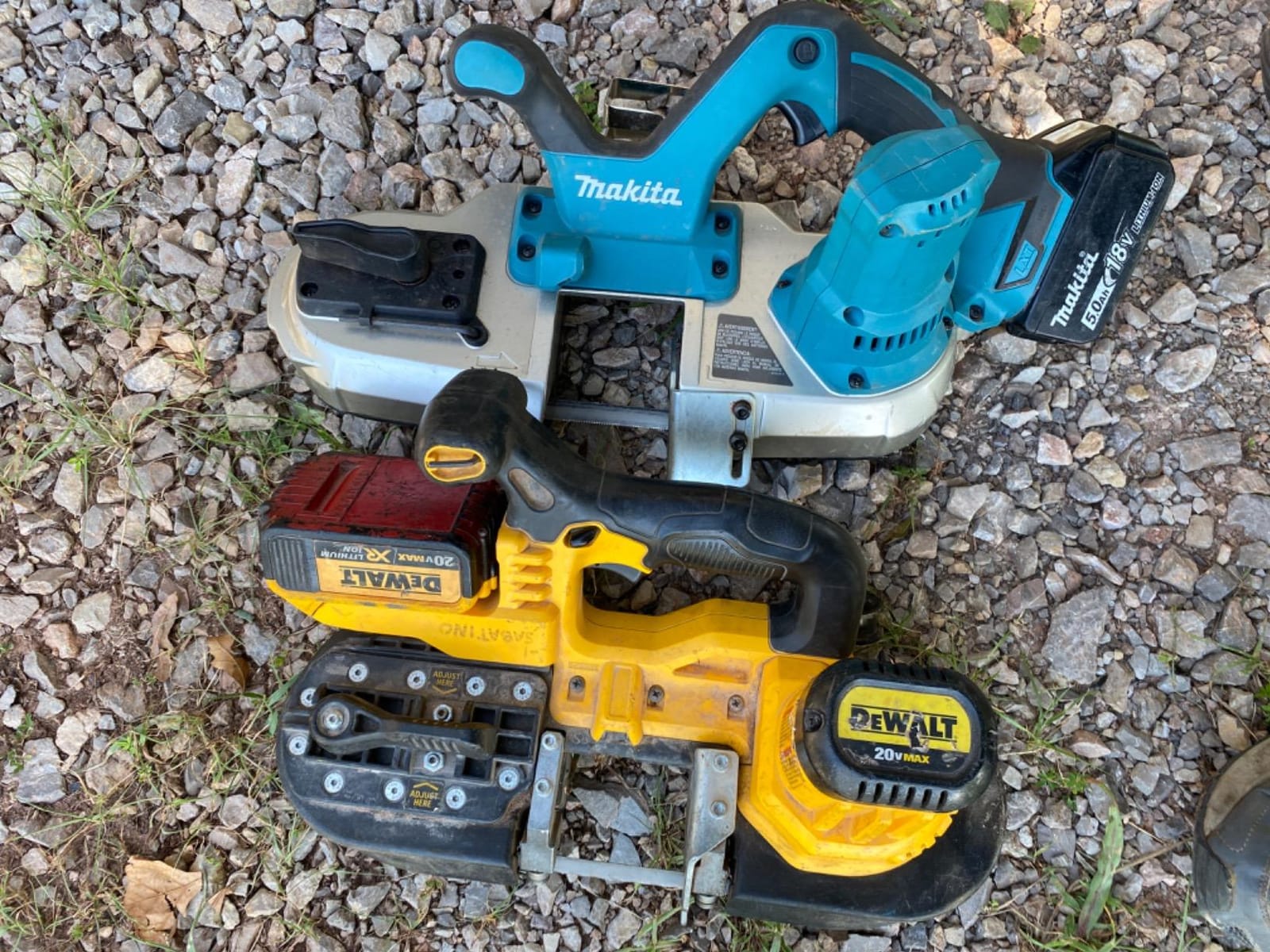 Makita XBP03Z 18V LXT Lithium-Ion Cordless Compact Band Saw, Tool Only customer photo 2