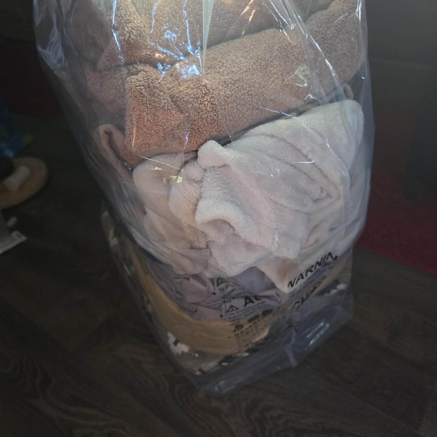 TAILI 6 Pack Vacuum Storage Bags, Jumbo Cube (31x40x15 Inch), Cream customer photo 1