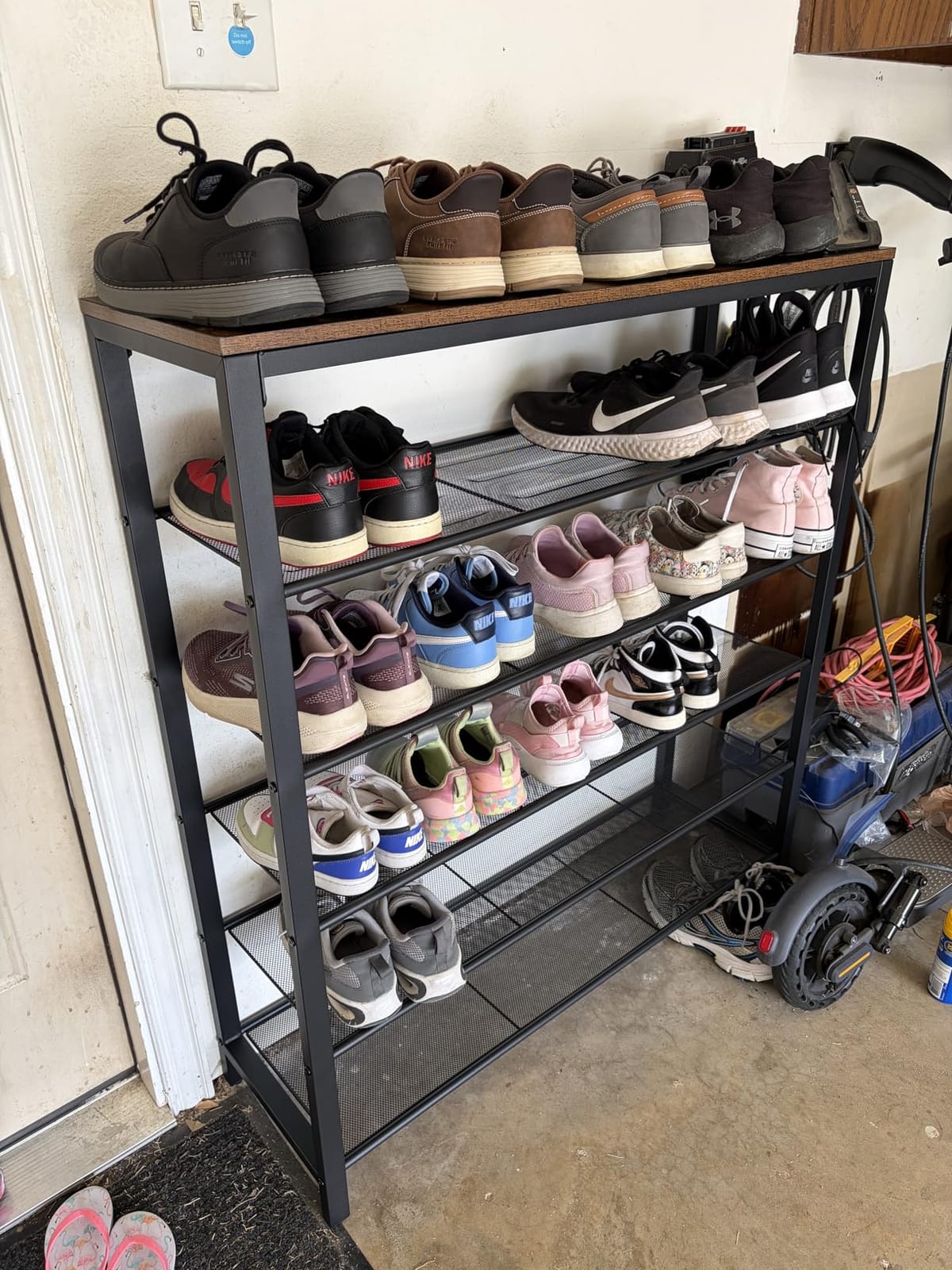 VASAGLE 5-Tier Shoe Rack, 16-20 Pairs, Metal Mesh customer photo 2