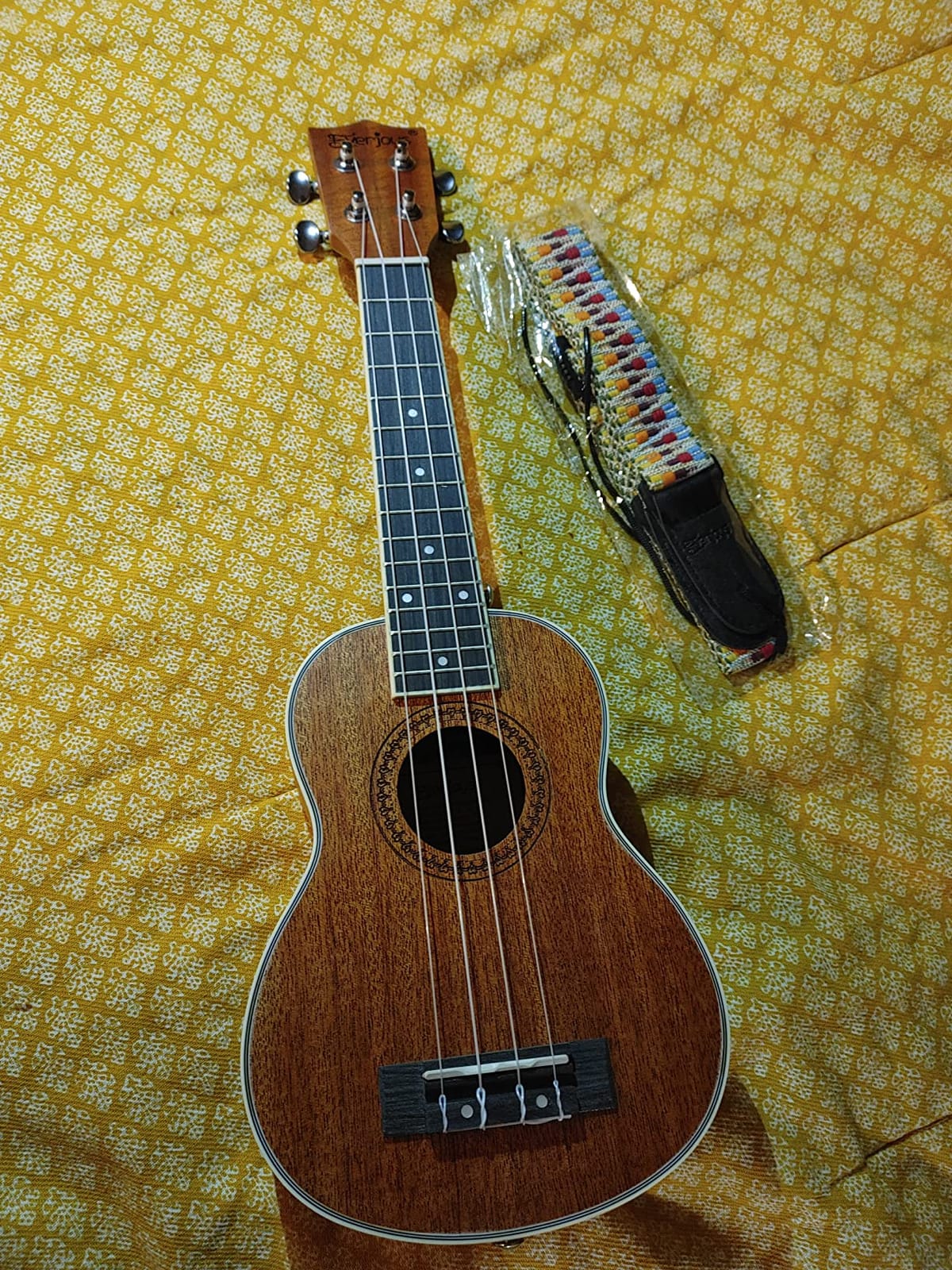 Concert Ukulele 23 inch Mahogany Ukelele Beginner Kit w/Free Online Lesson Case Strap Tuner Picks, Fast to Learn customer photo 1