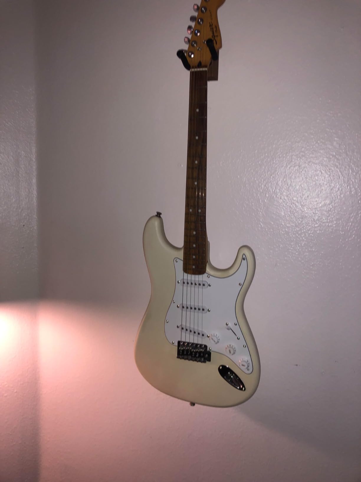 Musiclily Basic Pre-wired Loaded Standard ST-SSS Pickguard 4Ply Black Pearl customer photo 2