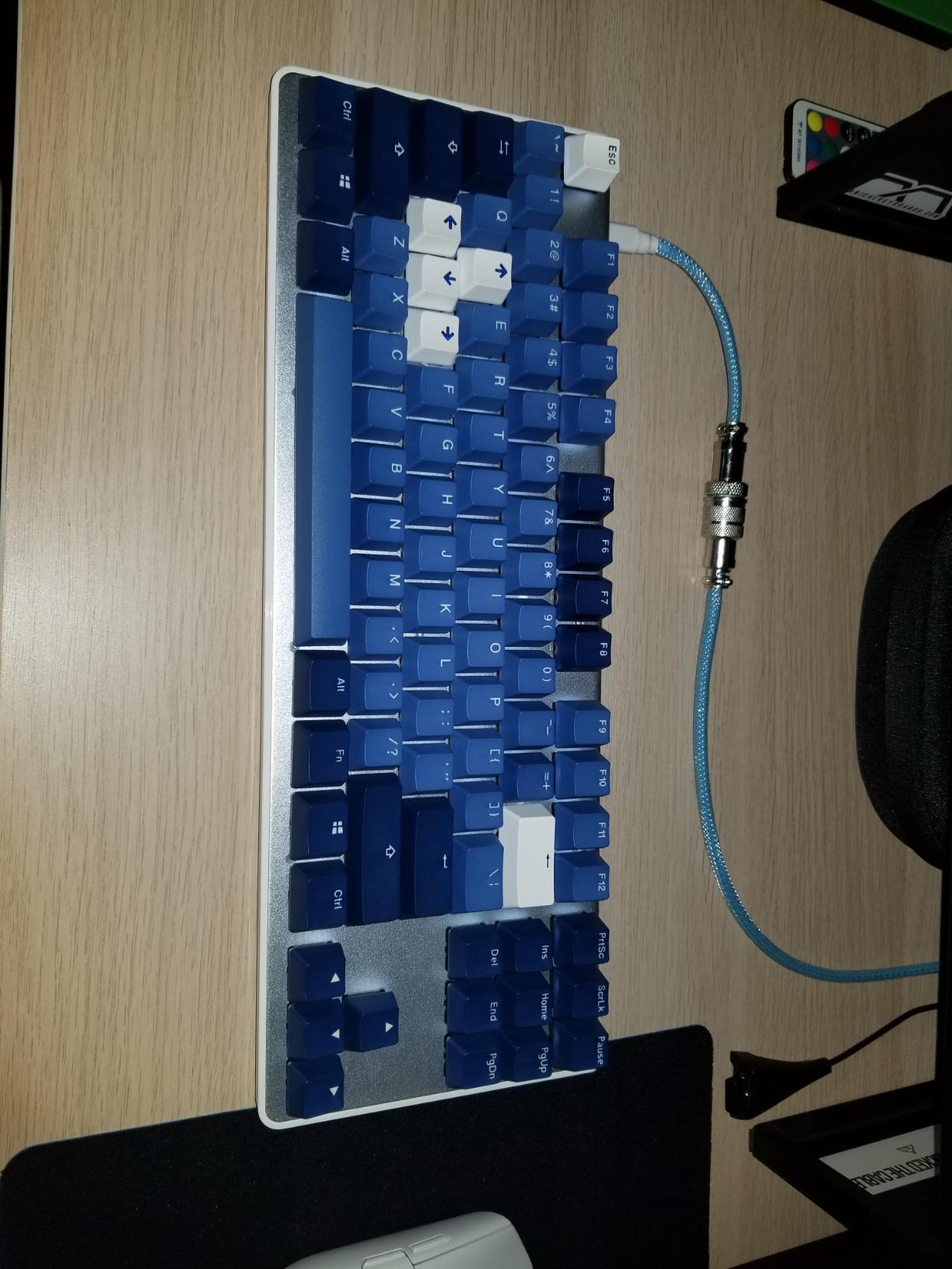 G.SKILL USB KM360 Professional Tenkeyless Mechanical Keyboard, Cherry MX Red, ABS Dual Injection Keycap, (White) customer photo 1