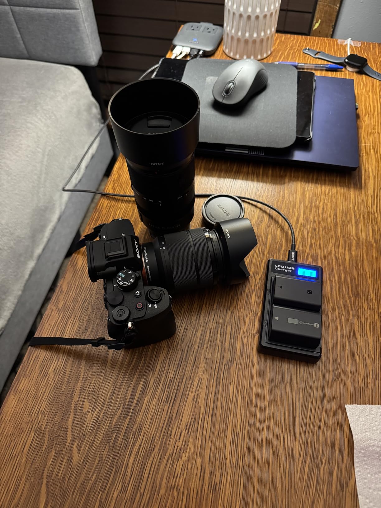 Sony E 70-350mm f/4.5-6.3 G OSS Lens, Telephoto Lens, Black customer photo 1