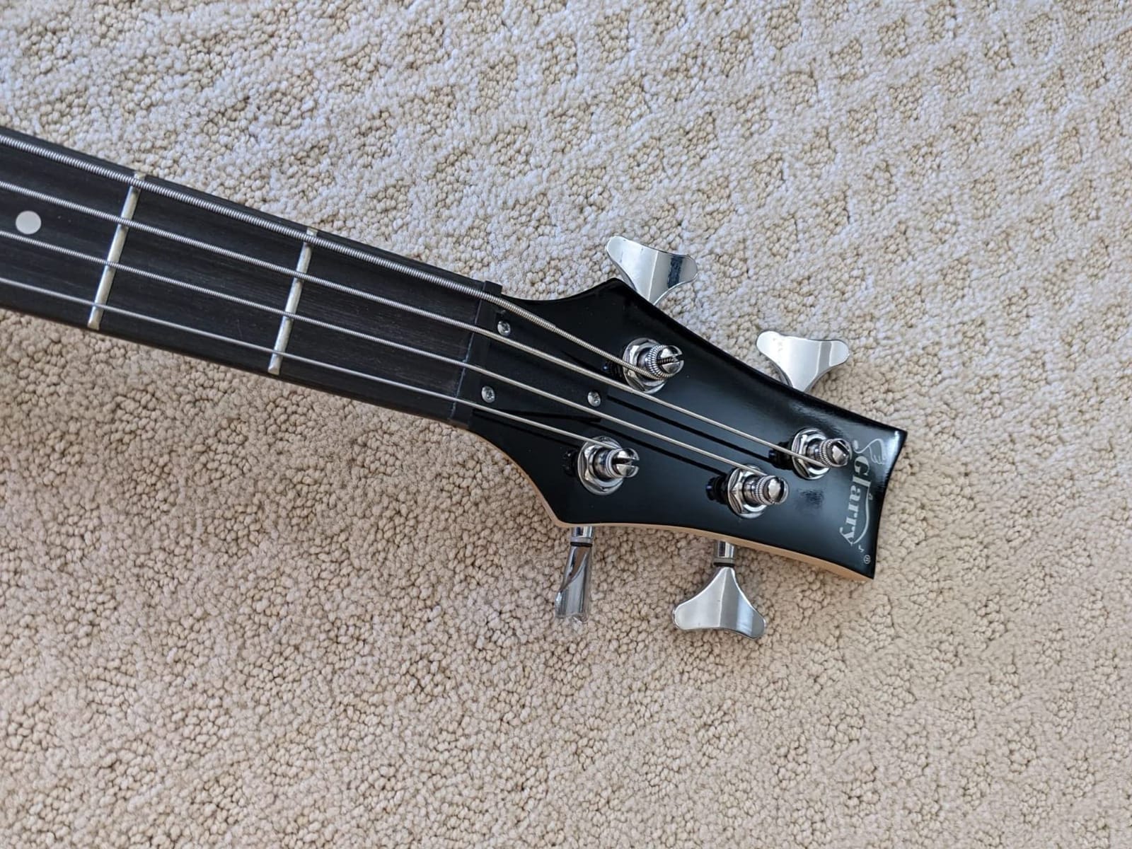 GLARRY Electric Bass Guitar Full Size 4 String Exquisite Stylish Bass with Power Line, Bag and Wrench Tool (Natural Wood) customer photo 1