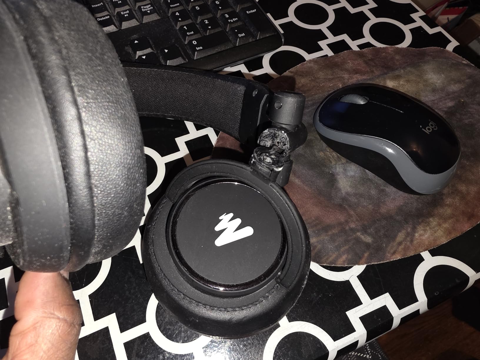 MAONO MH601 Wired Studio Headphone for Podcast Recording Stream DJ Mixing | Over Ear Headset with 50mm Drivers, Detachable 3.5mm/6.35mm Jack Cables for Audio Interface Mixer Microphone PC Monitoring customer photo 2