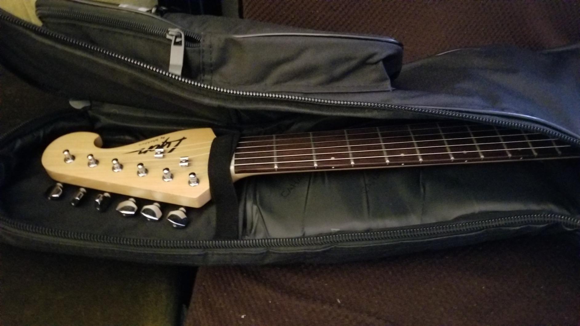 CAHAYA Electric Guitar Case Padded - Gig Bag Soft Backpack with Large Pocket 0.5in Thick Padding with Reflective Bands Adjustable Straps customer photo 2