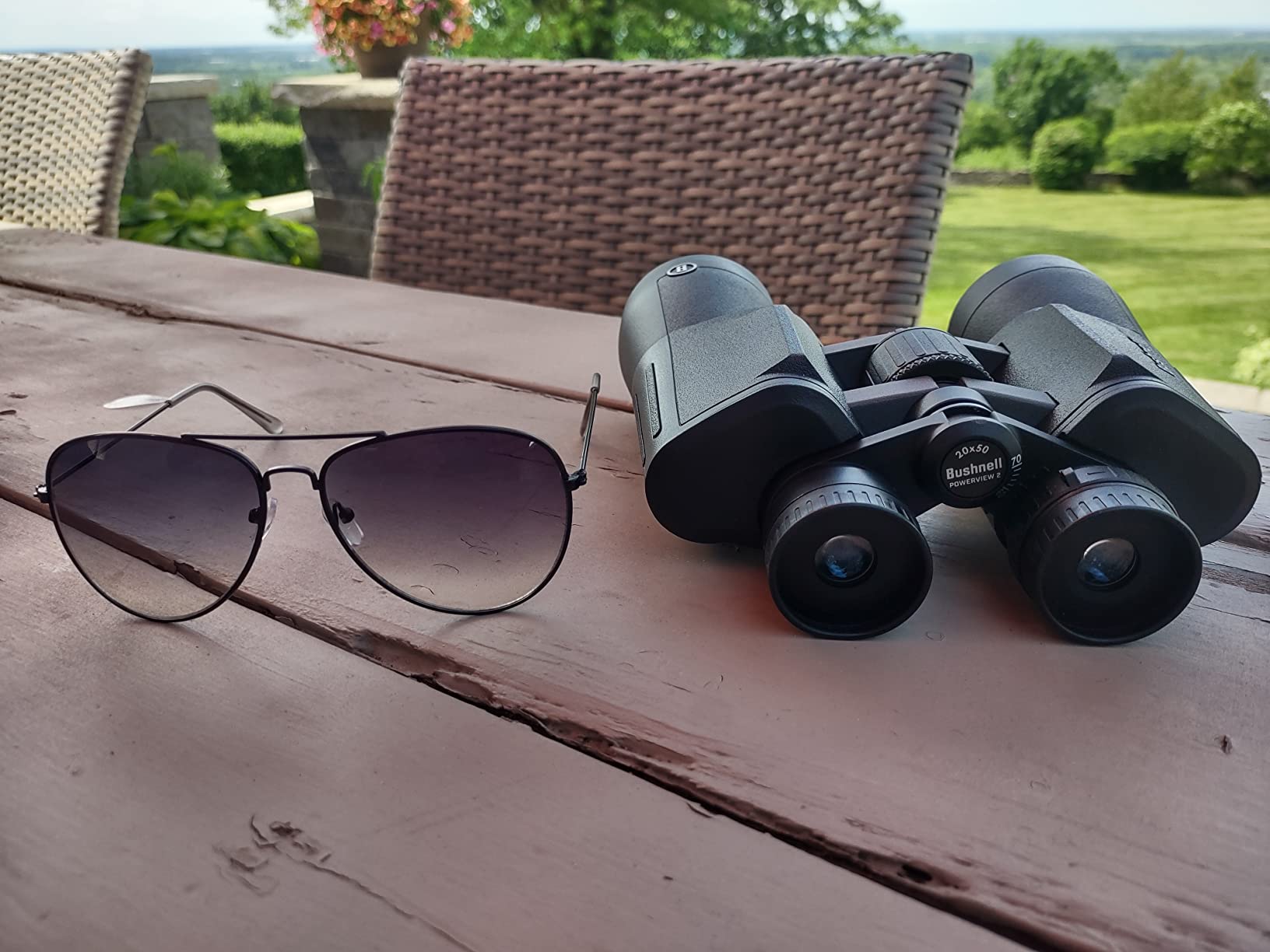Bushnell PowerView 2 Binoculars, High-Definition Binoculars with Multi-Coated Lenses, Durable Aluminum Alloy Chassis, Wide Field of View, Ideal for Wildlife Observation, Hiking and Sporting Events customer photo 1