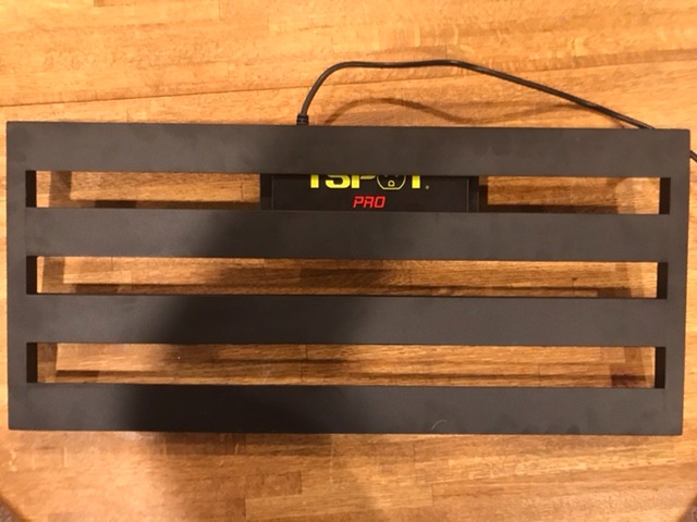 Ghost Fire Guitar Pedal Board Aluminum Alloy 3.3lb Effect Pedalboard 22''x12.5''with Carry Bag,V series (V-STANDARD 2.0) customer photo 1