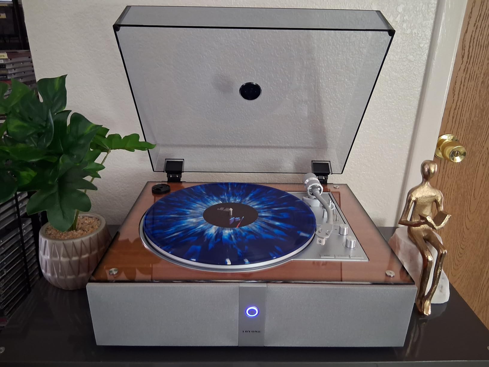 1 BY ONE Fully Automatic Record Player, All-in-One Vinyl Turntable | Automatic Repeat Function, Remote Control, Built in Speakers& DSP, Phono Preamp, AT-3600L Cartridge, Belt Drive 2-Speeds customer photo 2
